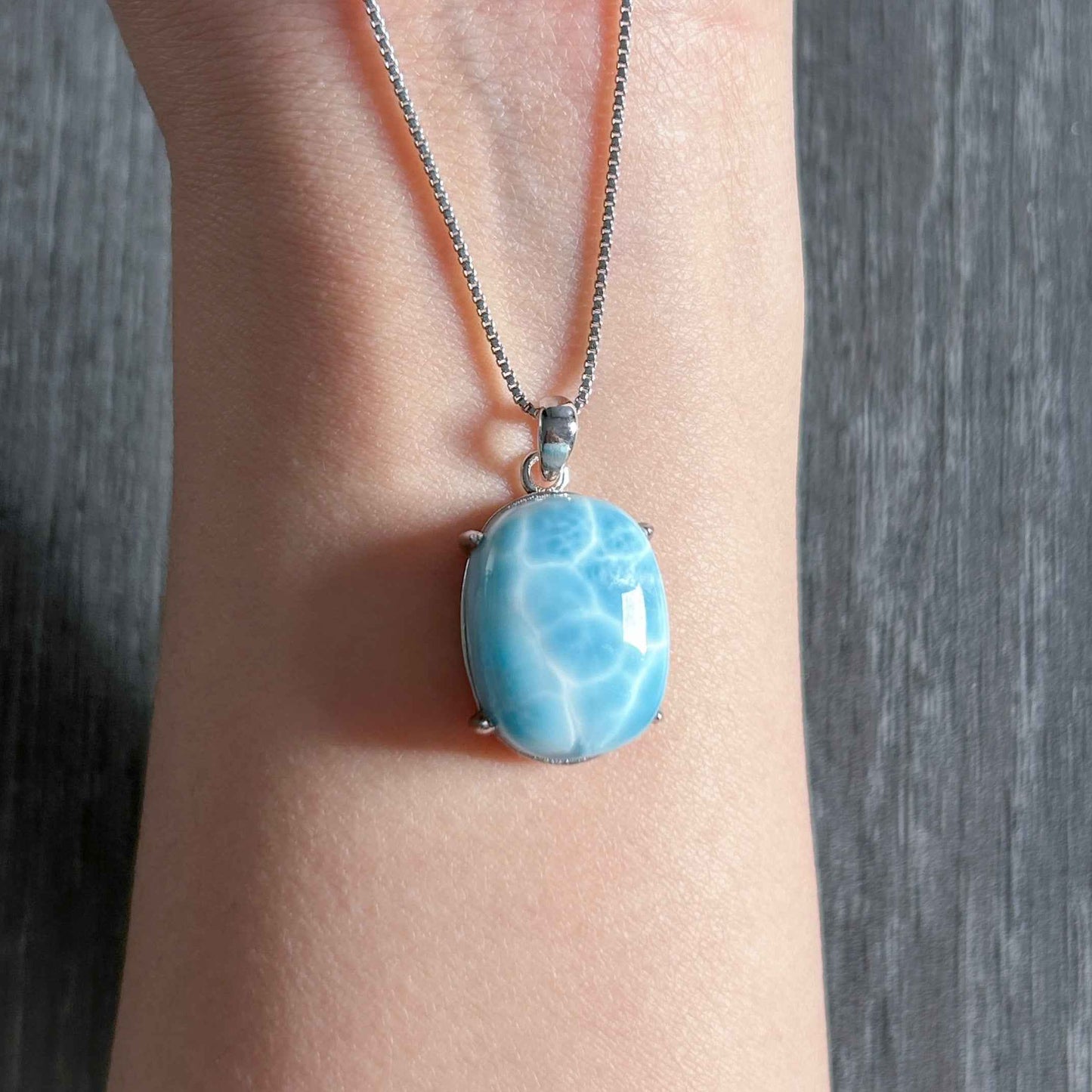 Top Quality Rare Larimar in Oval Shape 925 Sterling Silver Pendant (chain excluded)