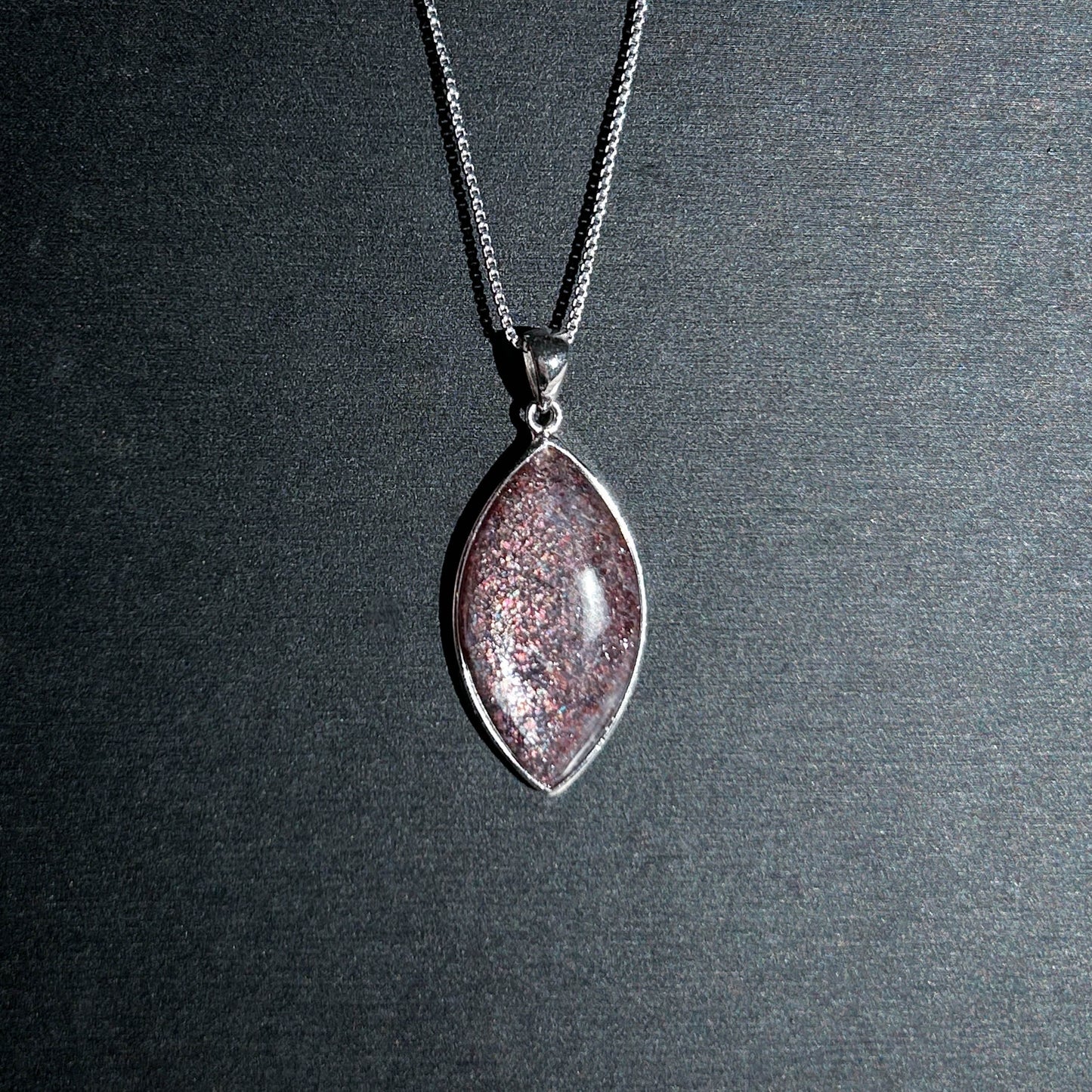 Rare Sparkling Bloodshot Iolite 925 Silver Pendant (chain excluded)