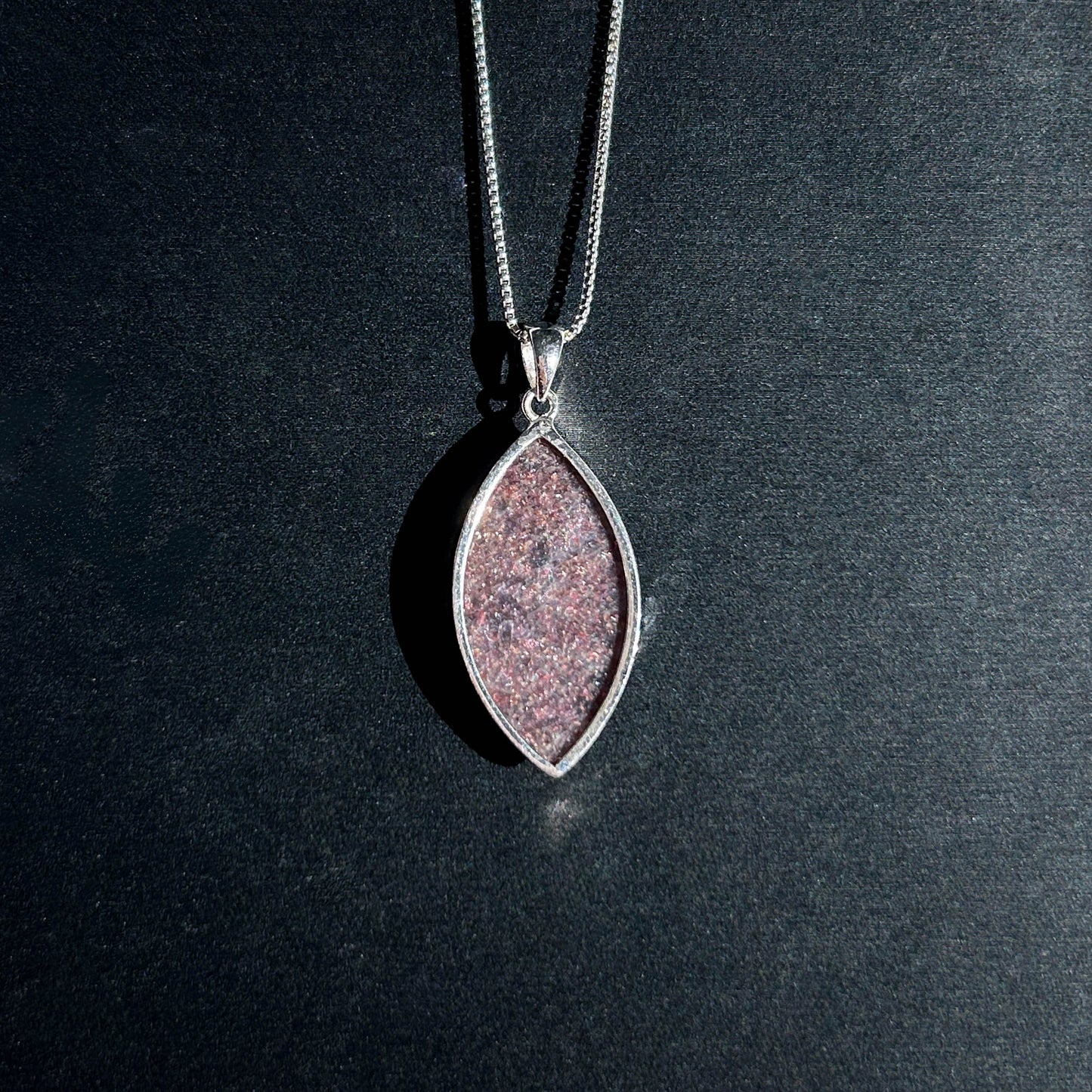 Rare Sparkling Bloodshot Iolite 925 Silver Pendant (chain excluded)
