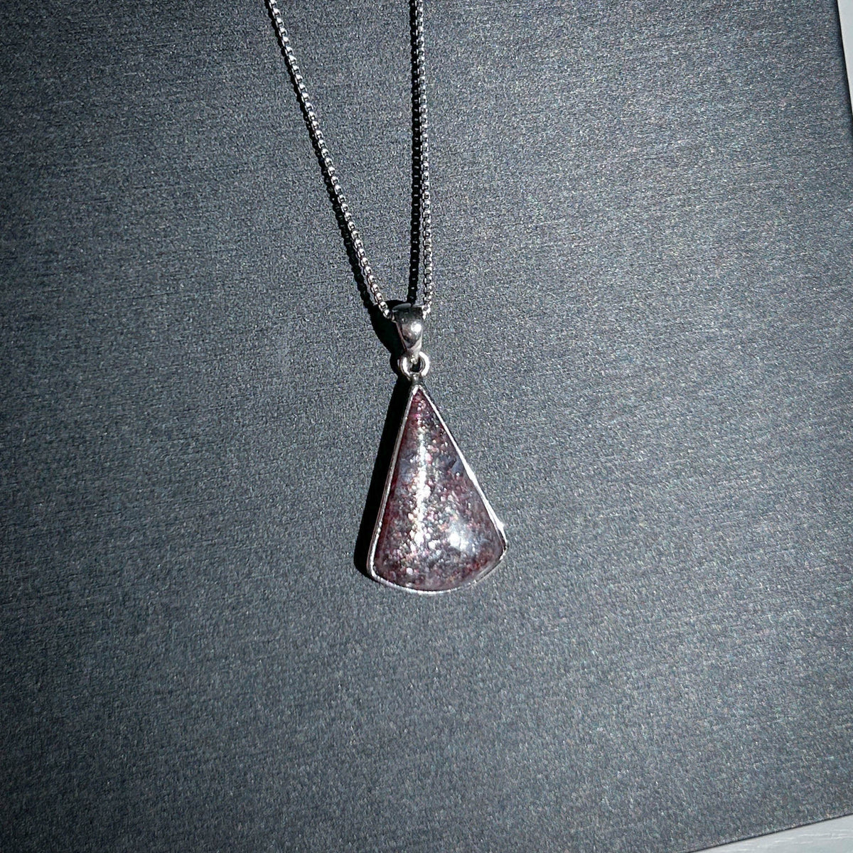 Rare Sparkling Bloodshot Iolite 925 Silver Pendant (chain excluded)