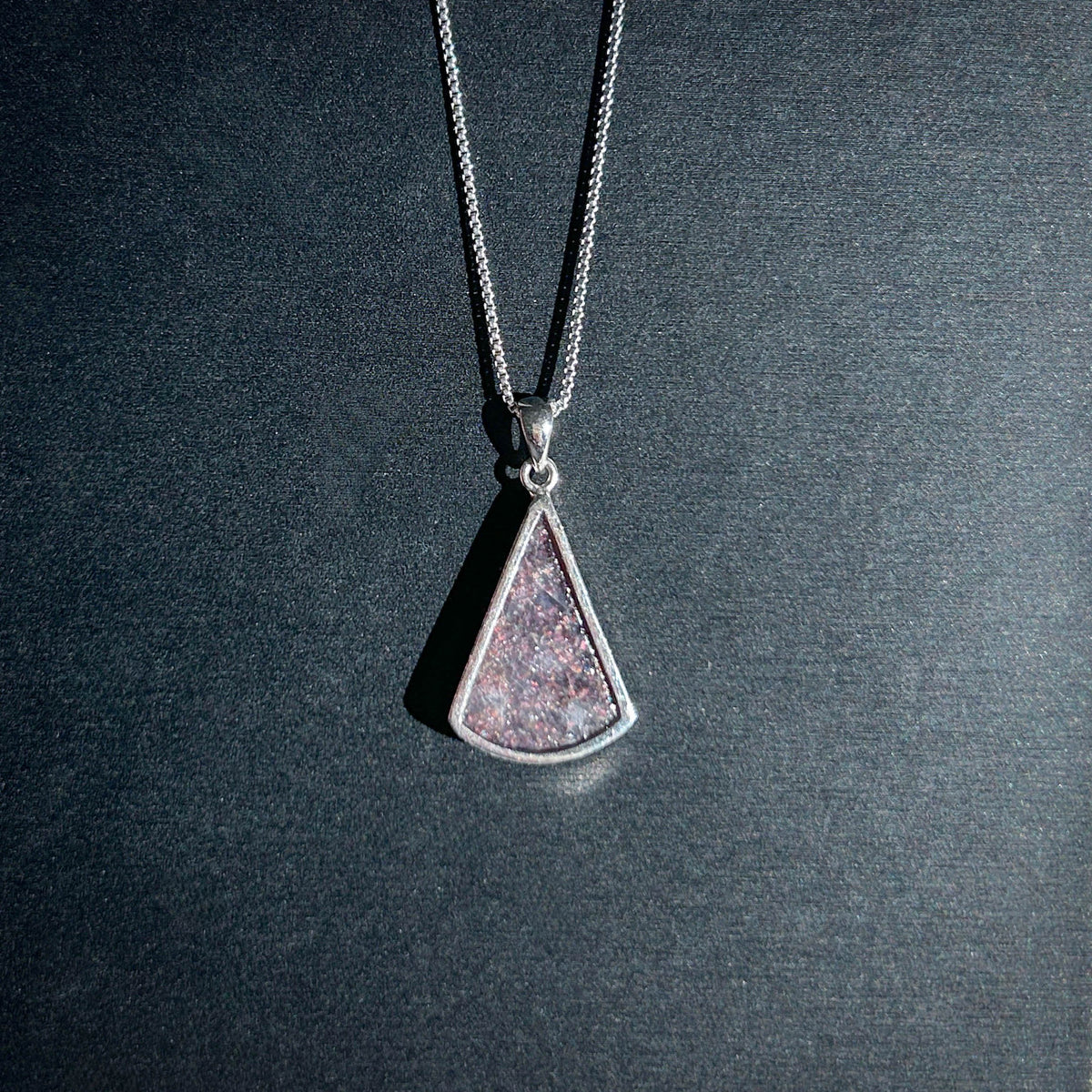 Rare Sparkling Bloodshot Iolite 925 Silver Pendant (chain excluded)
