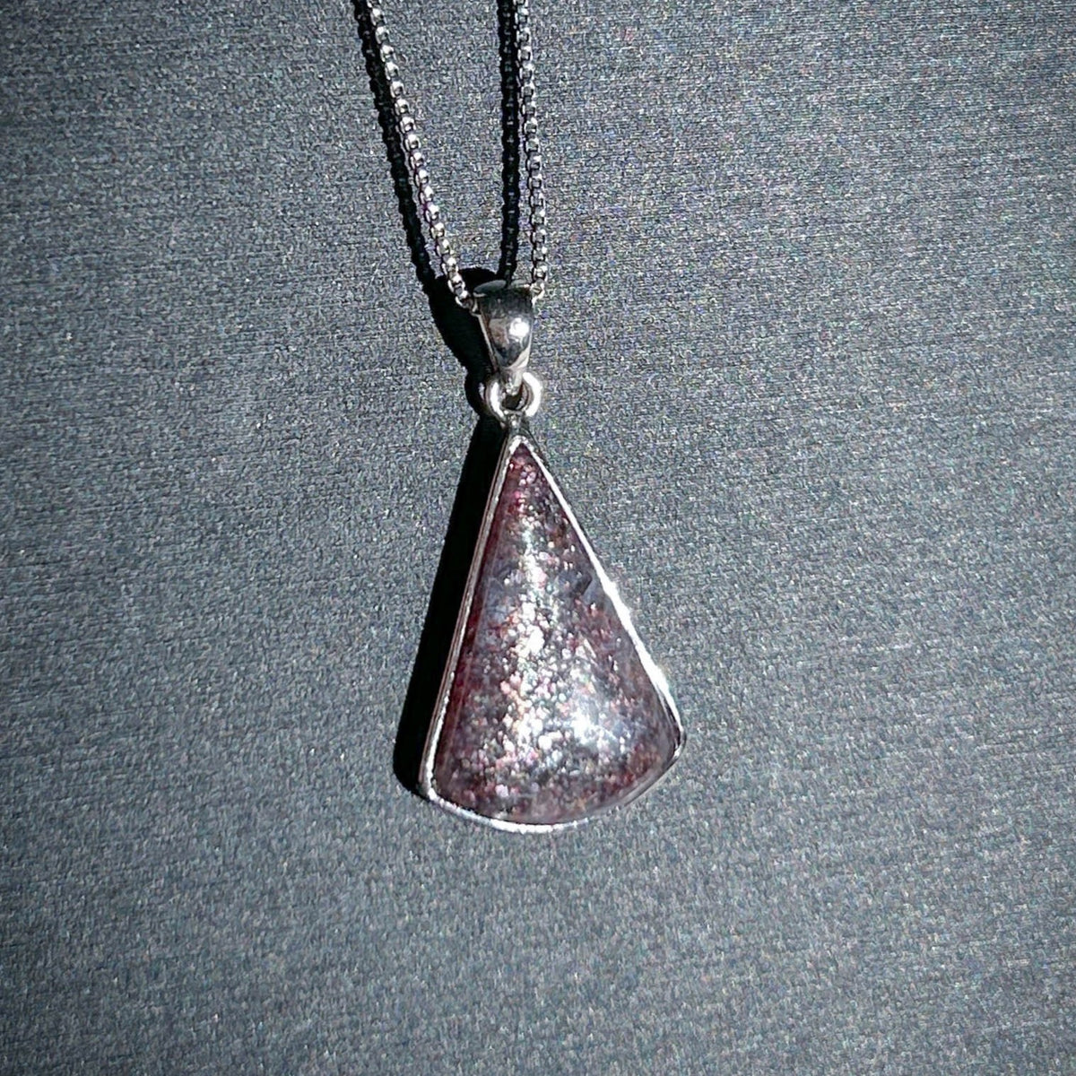 Rare Sparkling Bloodshot Iolite 925 Silver Pendant (chain excluded)