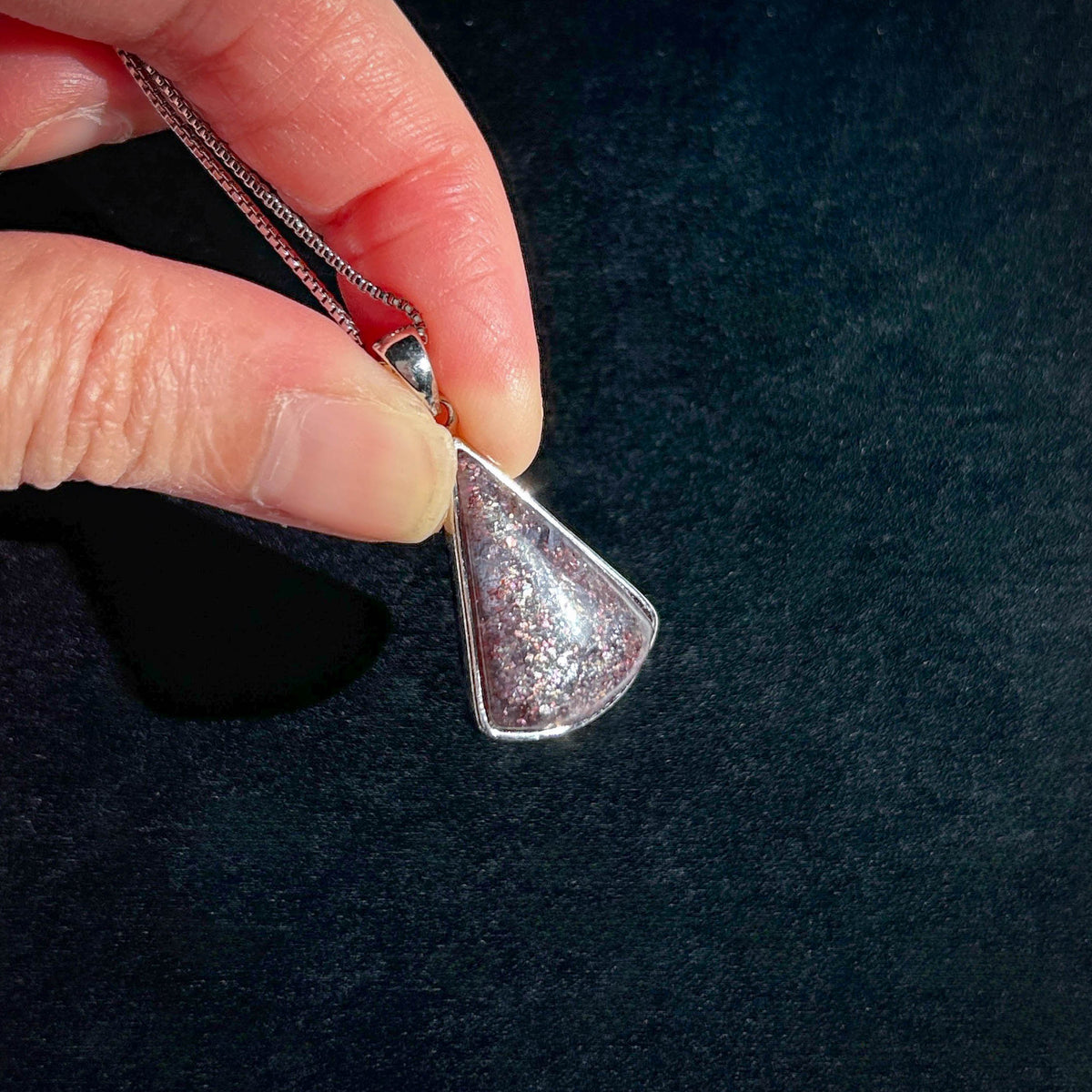 Rare Sparkling Bloodshot Iolite 925 Silver Pendant (chain excluded)
