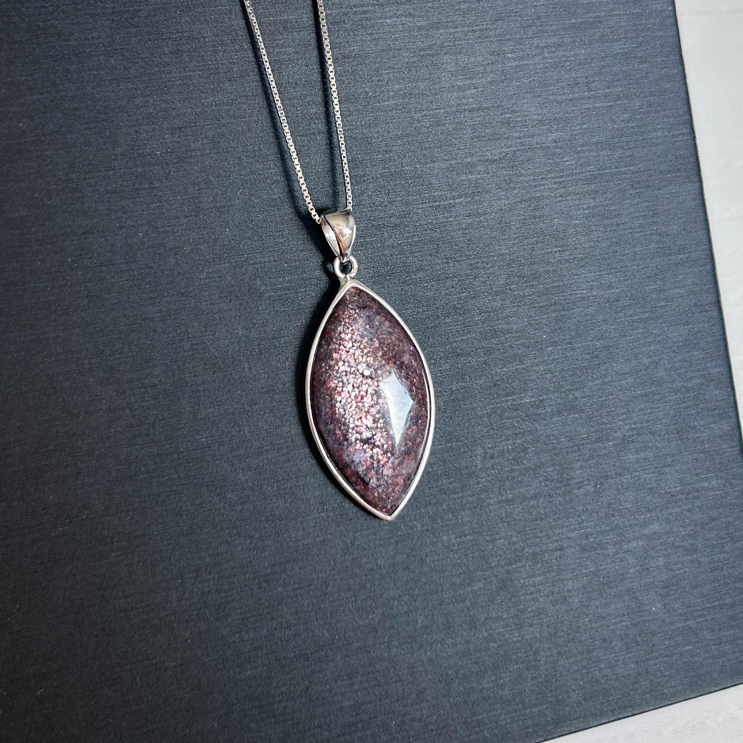 Rare Sparkling Bloodshot Iolite 925 Silver Pendant (chain excluded)