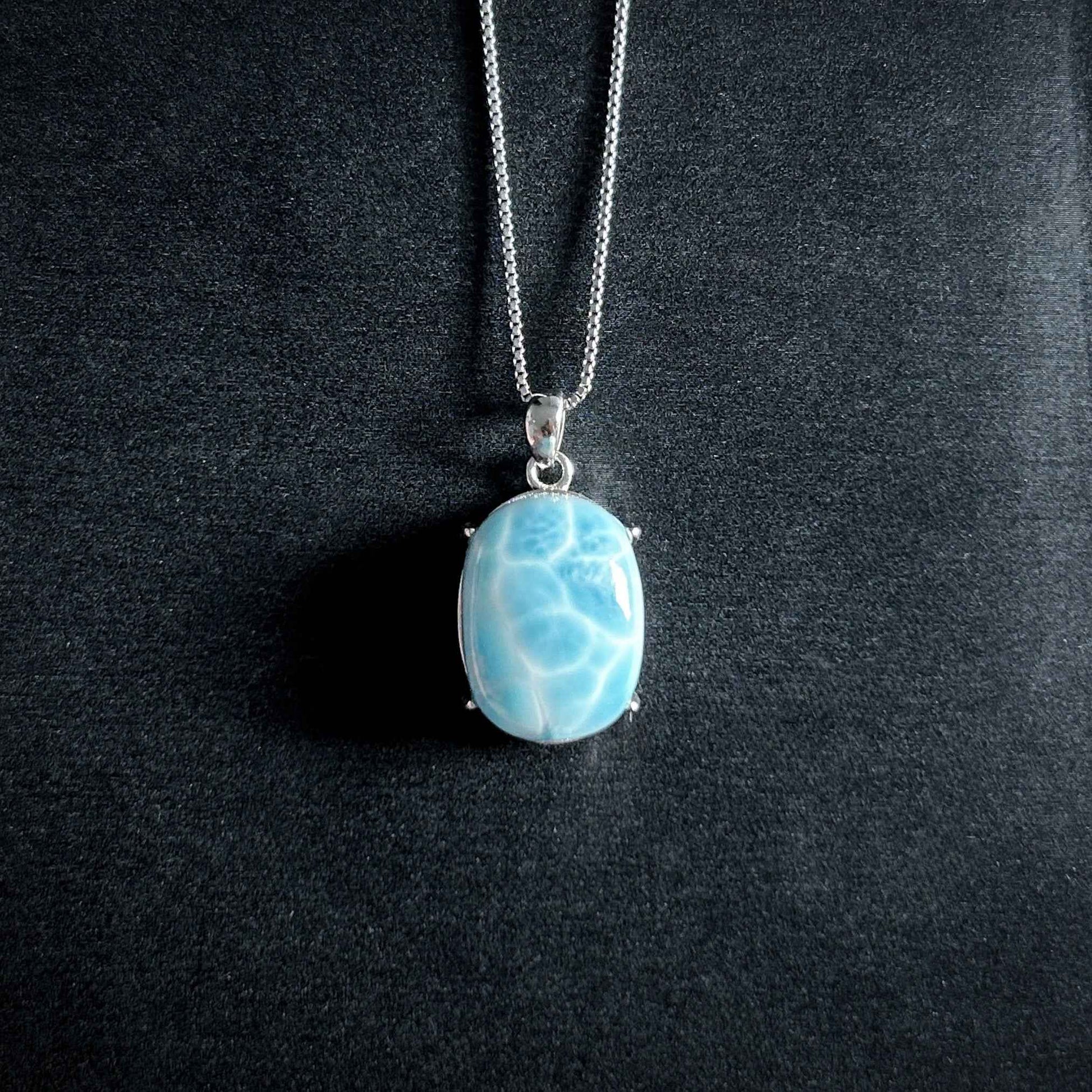 Top Quality Rare Larimar in Oval Shape 925 Sterling Silver Pendant (chain excluded)