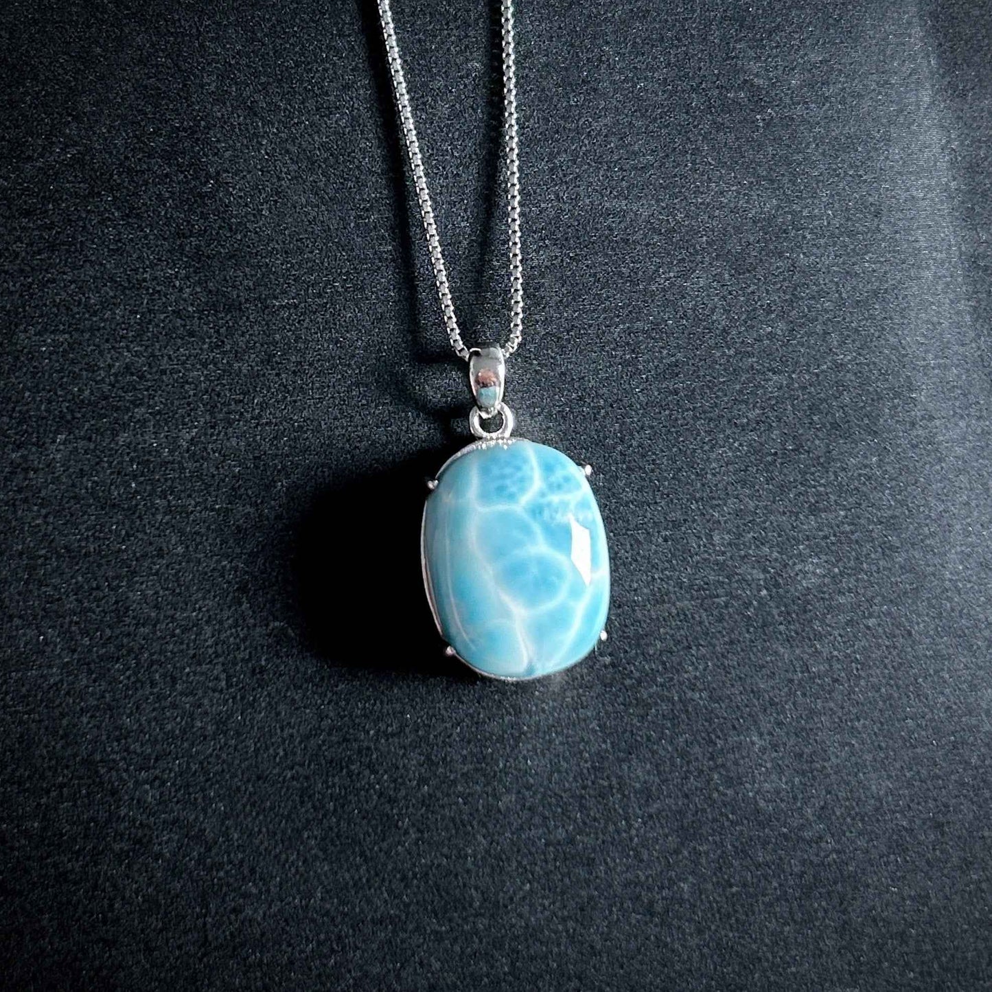 Top Quality Rare Larimar in Oval Shape 925 Sterling Silver Pendant (chain excluded)
