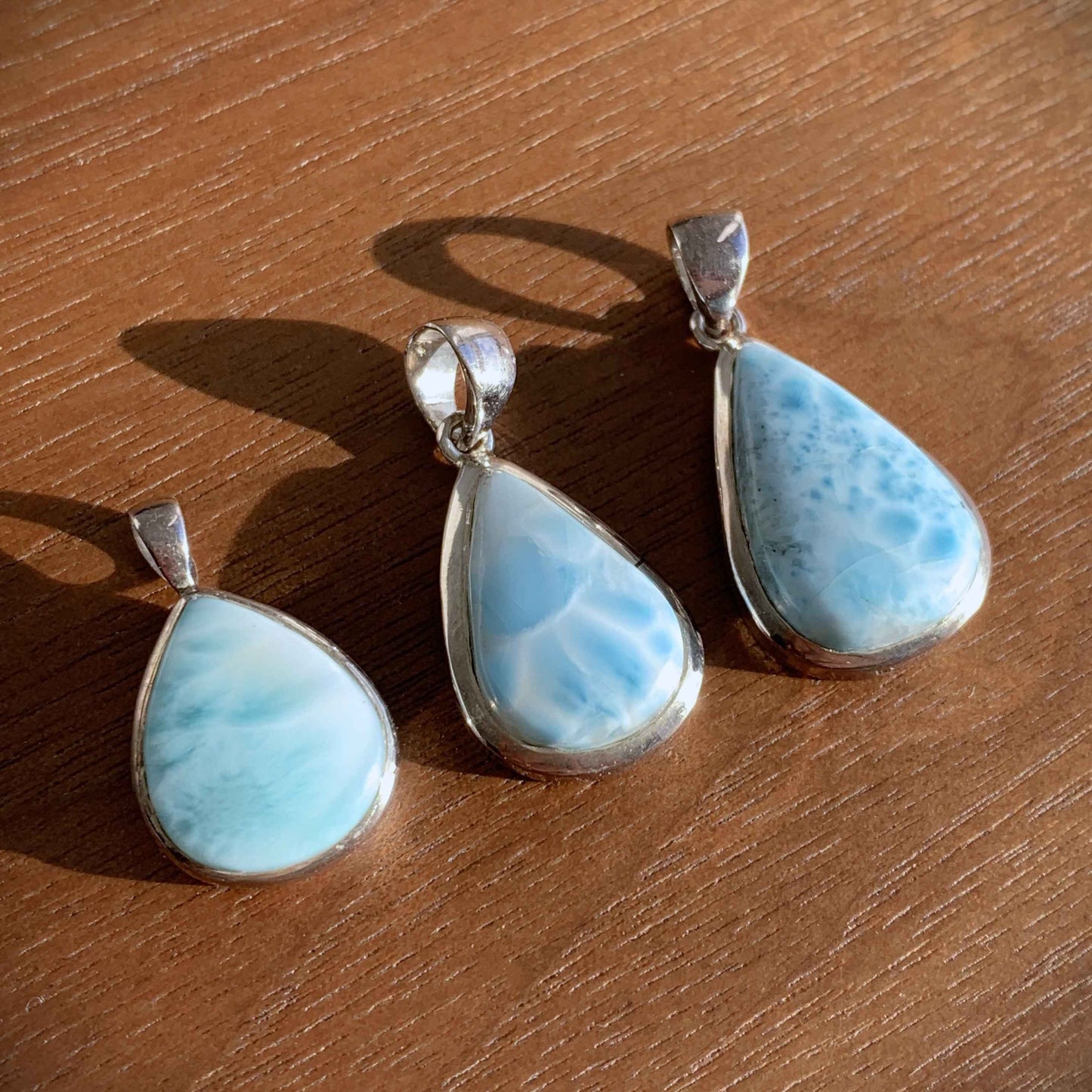 Natural Larimar in Pear Shape 925 Sterling Silver Pendant (chain excluded)