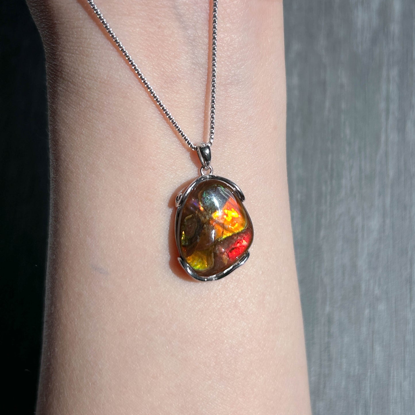 Rare Rainbow Ammolite 925 Sterling Silver Pendant (chain excluded)