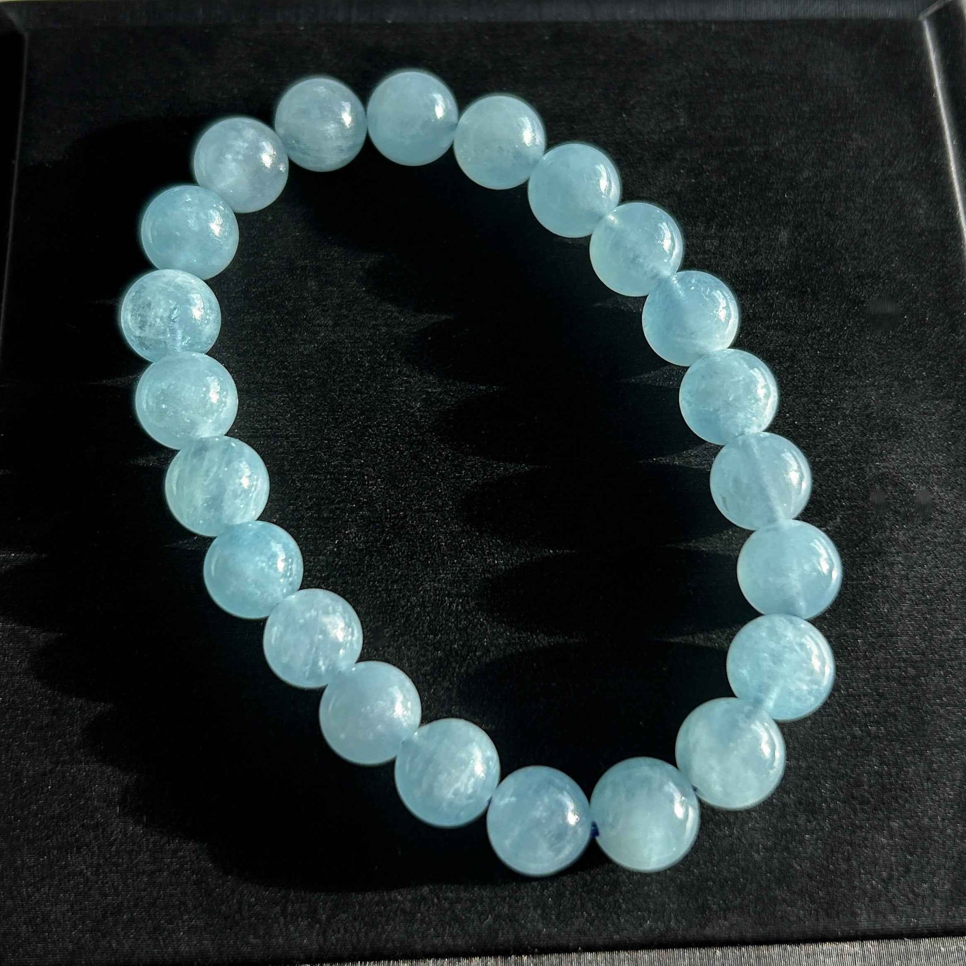 Natural Aquamarine Bracelet in 8 to 10MM | Birthstone of March