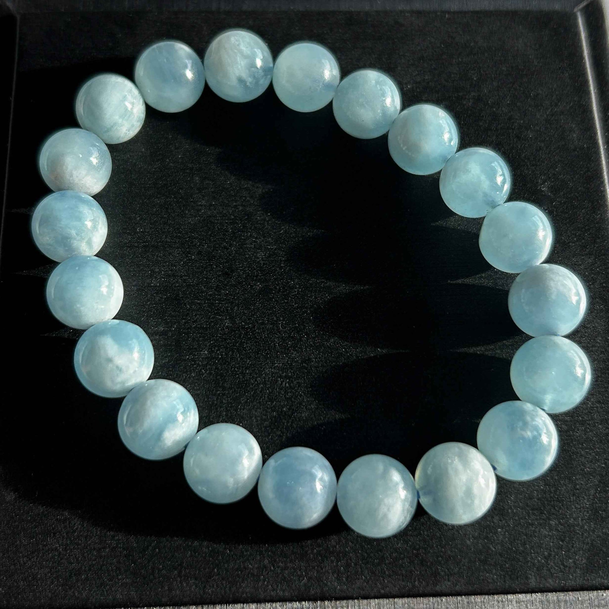 Natural Aquamarine Bracelet in 8 to 10MM | Birthstone of March