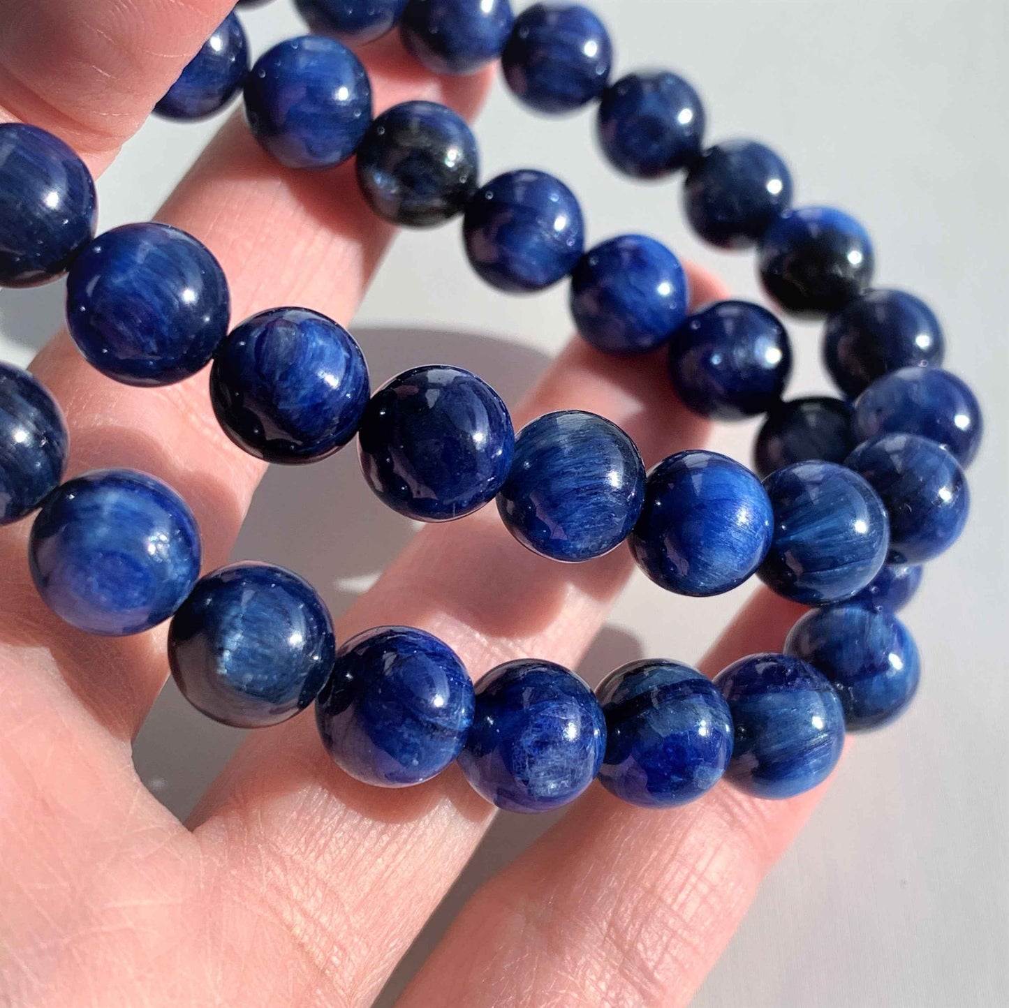 Kyanite Bracelet in 8 to 9MM
