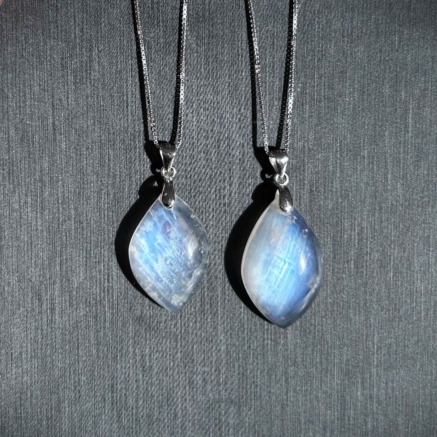 High Quality Moonstone 925 Sterling Silver Pendant (chain excluded)