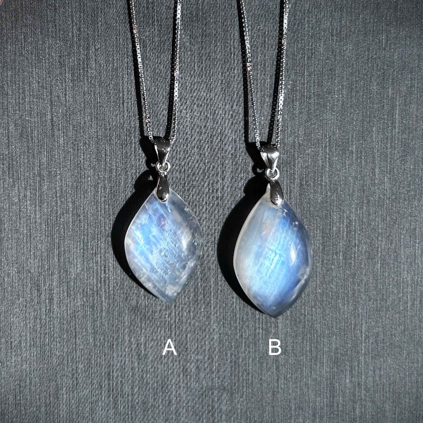 High Quality Moonstone 925 Sterling Silver Pendant (chain excluded)