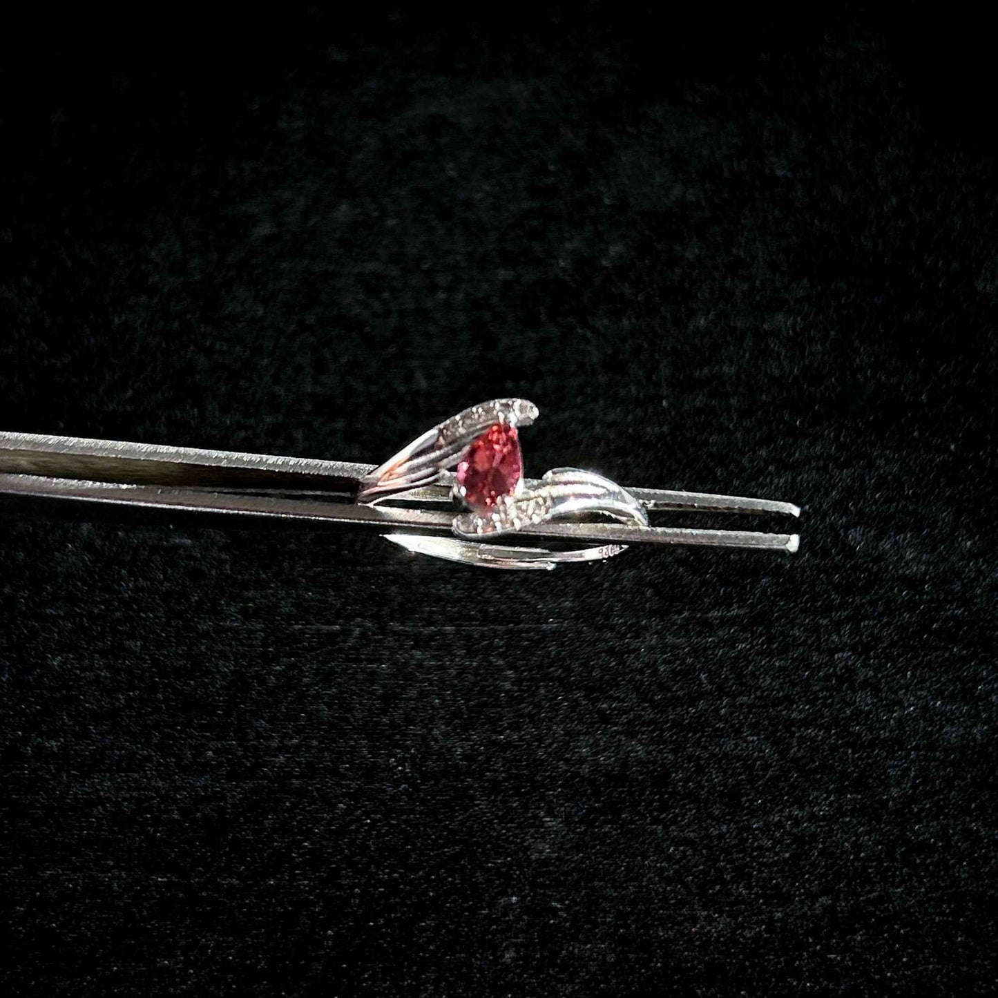 High Quality Pink Tourmaline Adjustable 925 Silver Ring with Zircon