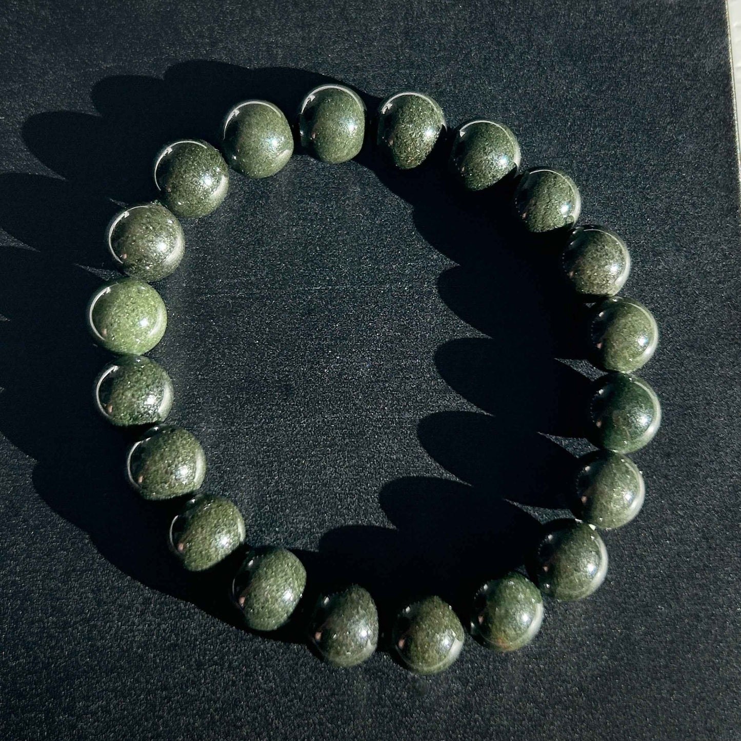 Green Garden Quartz Bracelet in 9 to 11MM