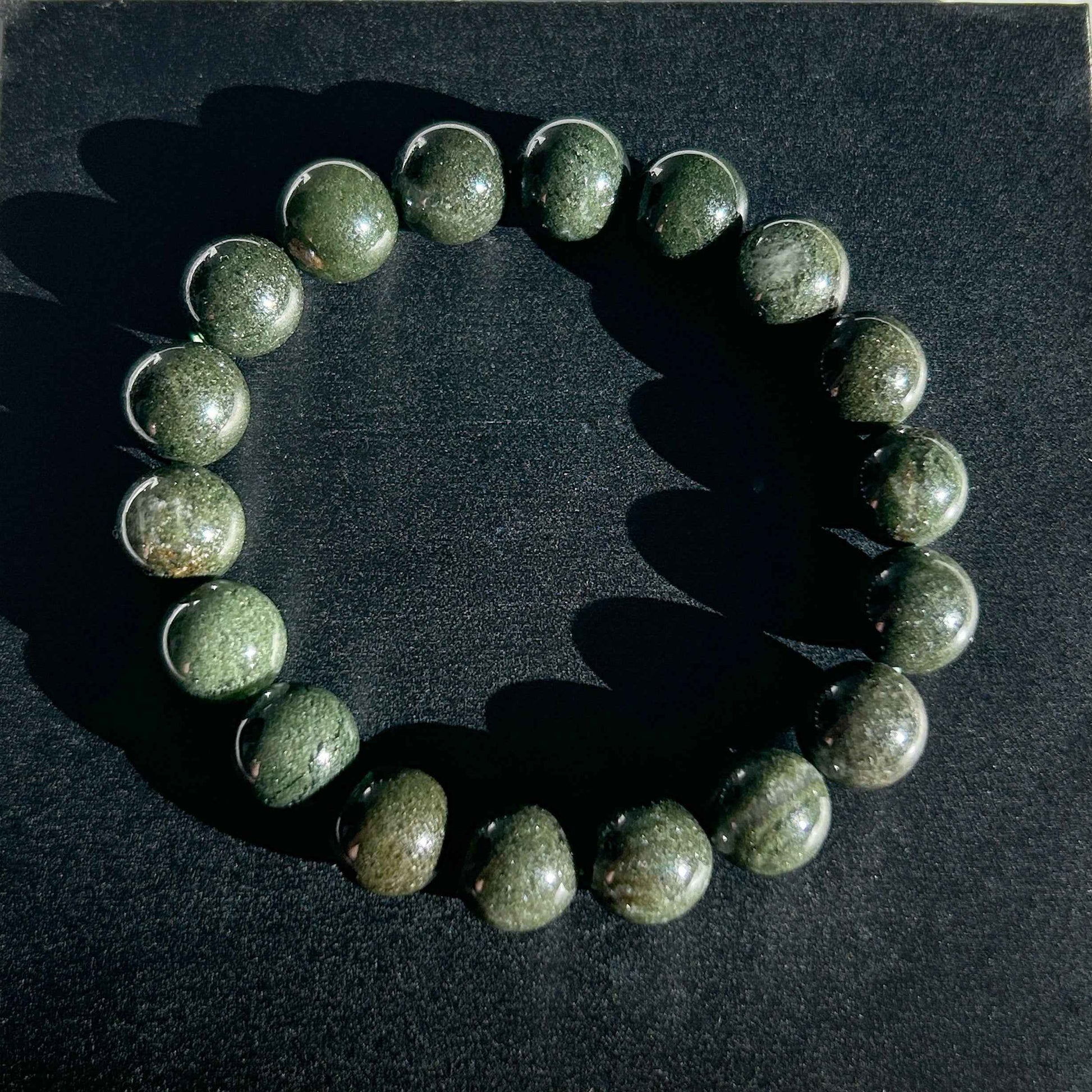 Green Garden Quartz Bracelet in 9 to 11MM