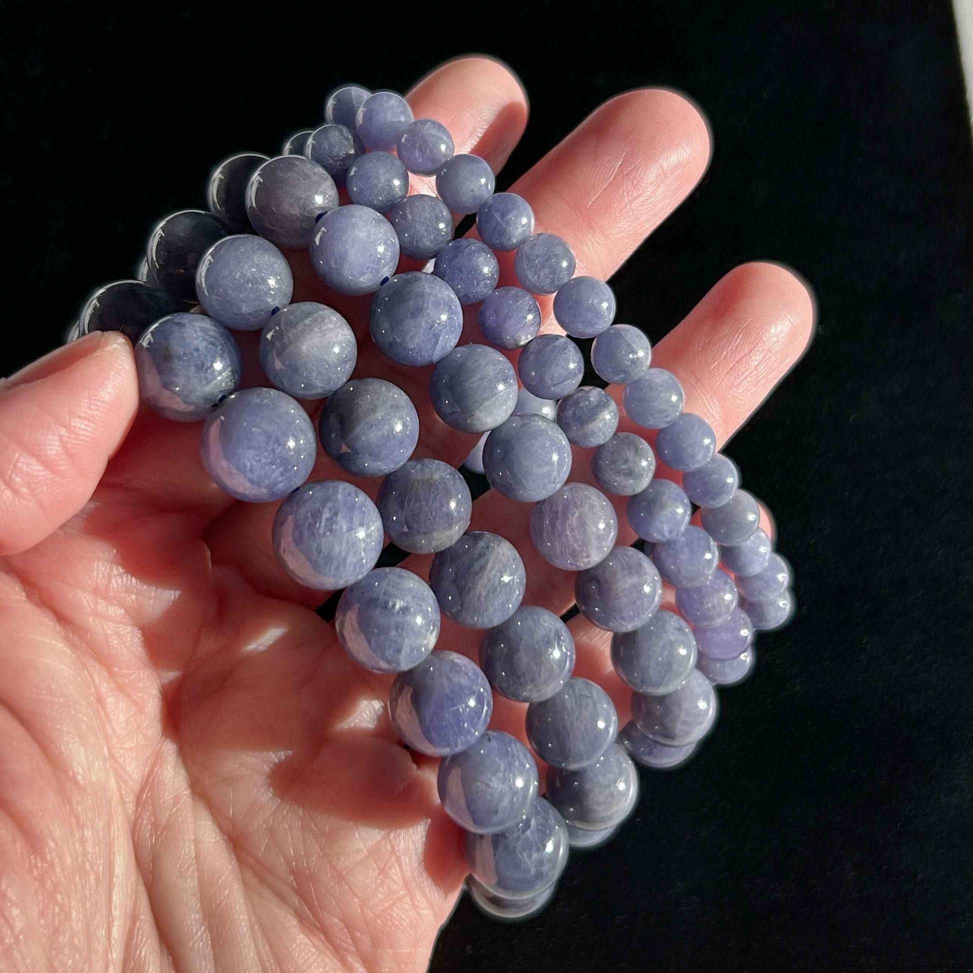 Rare High Quality Natural Tanzanite Large Bracelet in 6 to 10.5MM