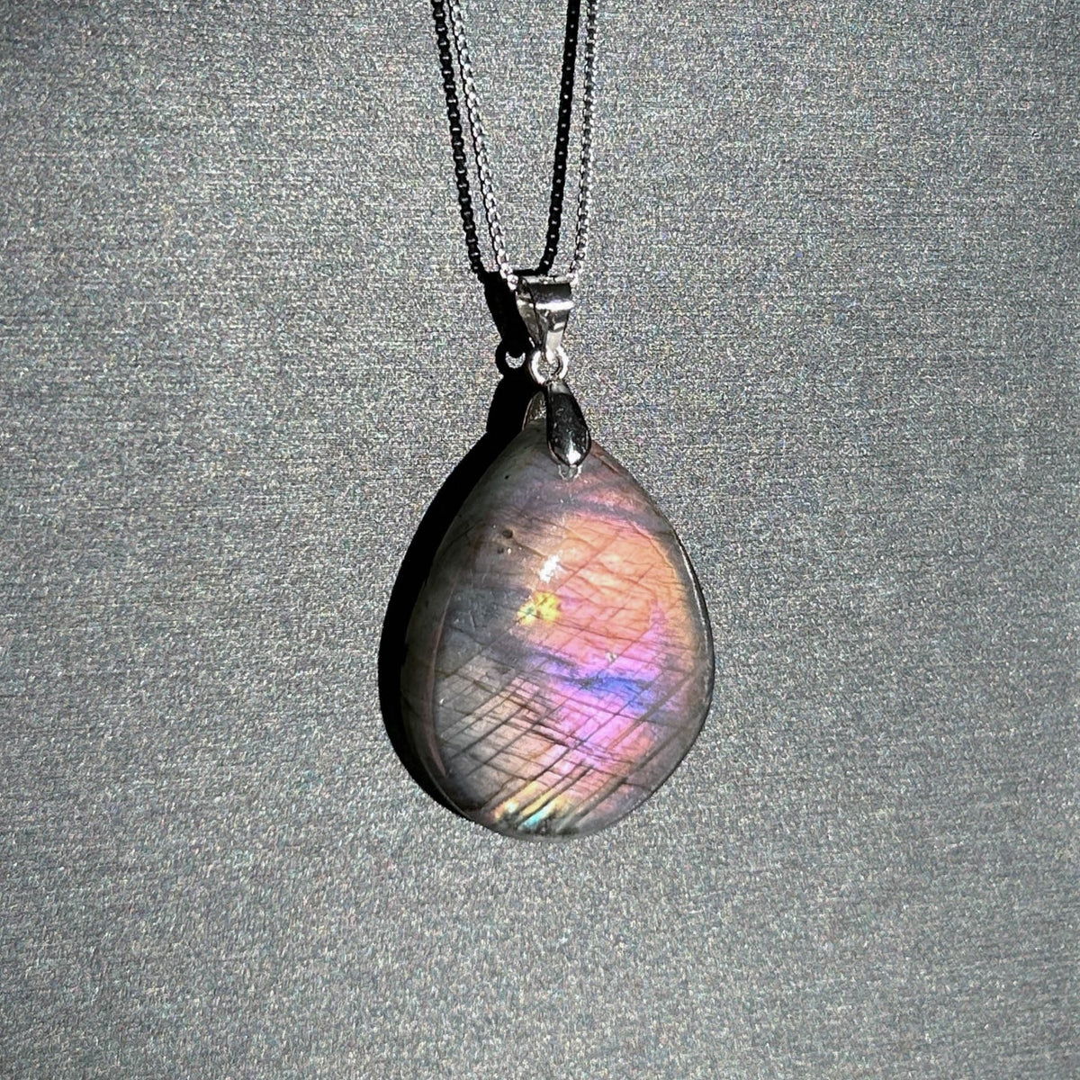 Rare Purple Rainbow Labradorite 925 Sterling Silver Pendant (chain excluded)