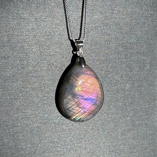 Rare Purple Rainbow Labradorite 925 Sterling Silver Pendant (chain excluded)