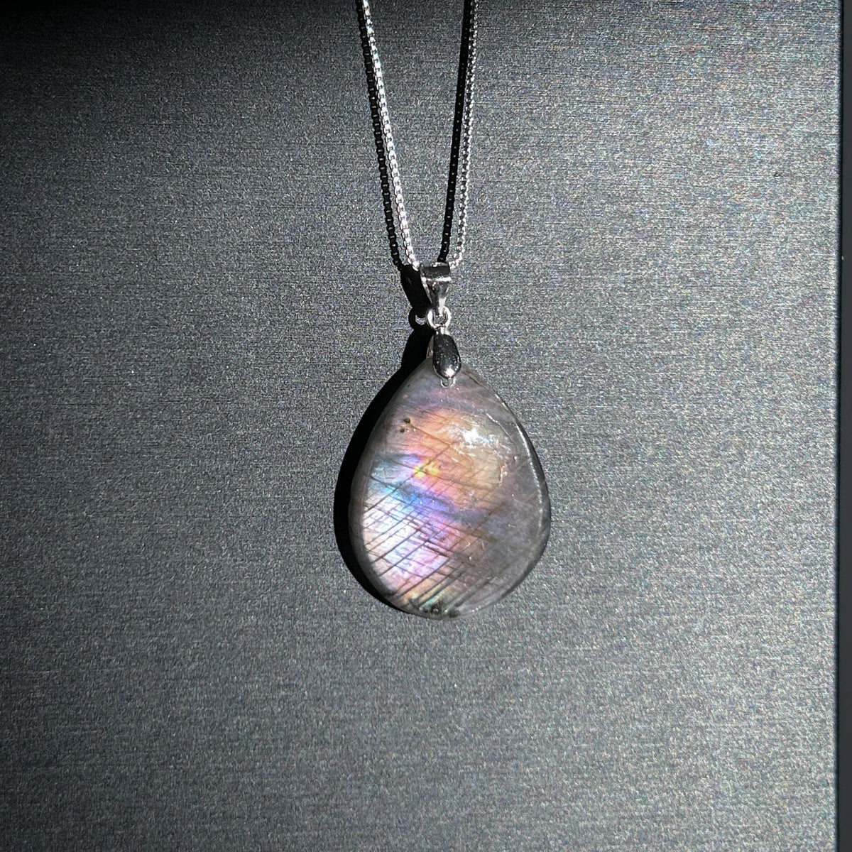 Rare Purple Rainbow Labradorite 925 Sterling Silver Pendant (chain excluded)