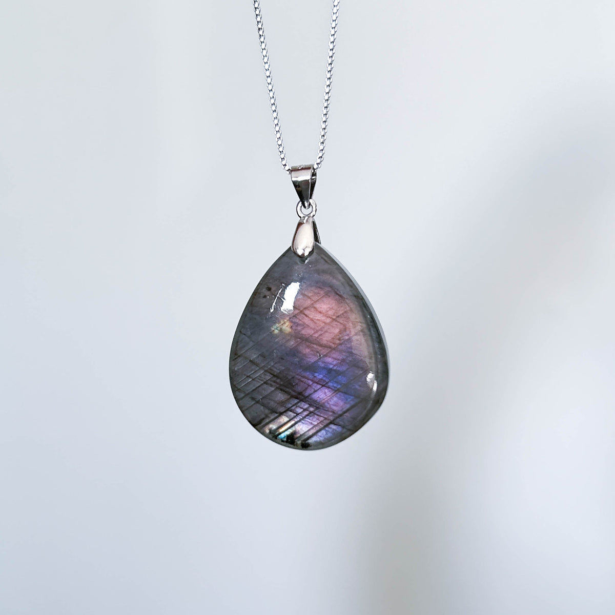 Rare Purple Rainbow Labradorite 925 Sterling Silver Pendant (chain excluded)