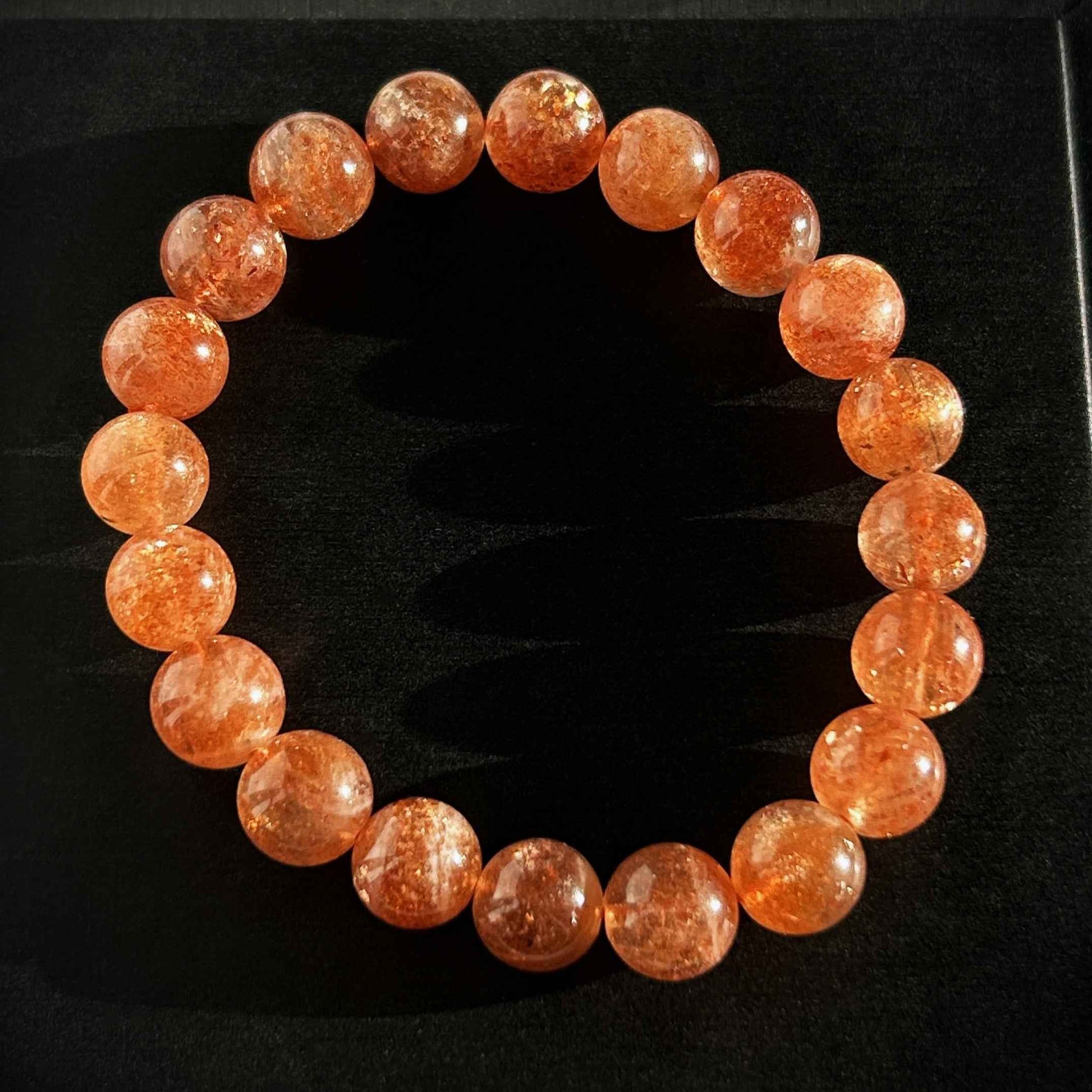 High Quality Golden Sunstone Quartz Bracelet in 6 to 9MM | Lepidocrocite