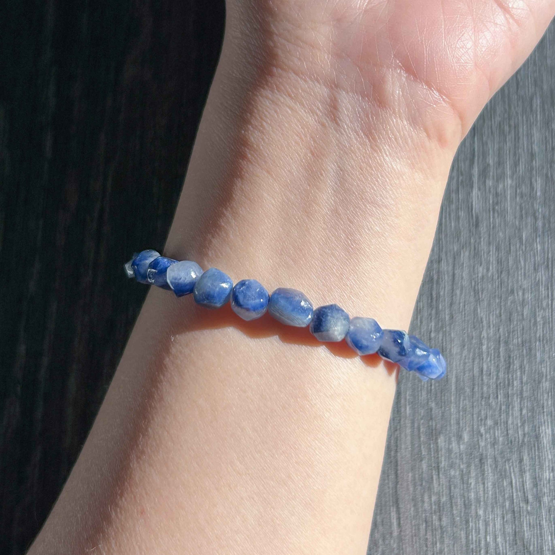 Rare Natural Dumortierite Faceted Bracelet in 7MM