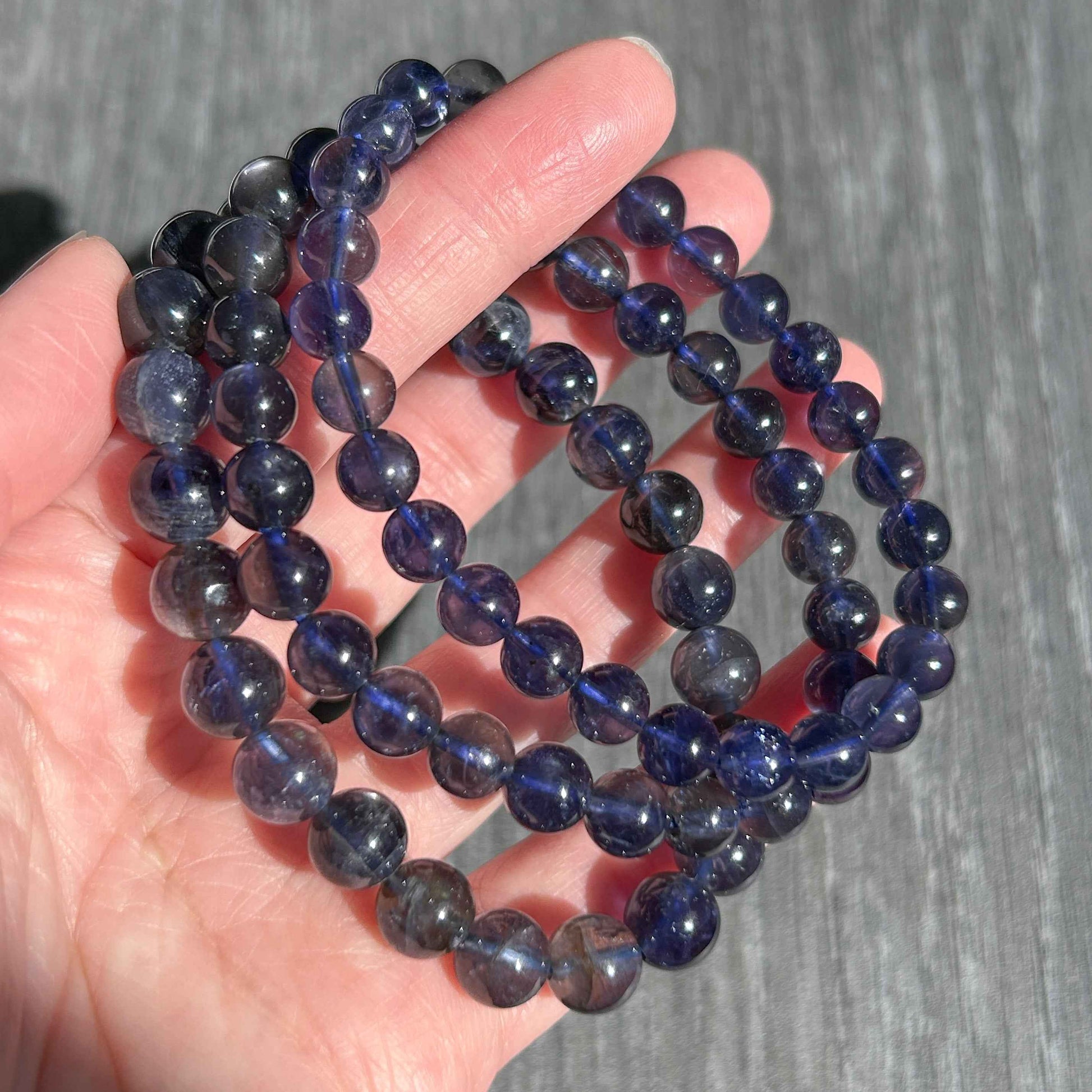 High Quality Natural Iolite Bracelet in 6 to 8MM