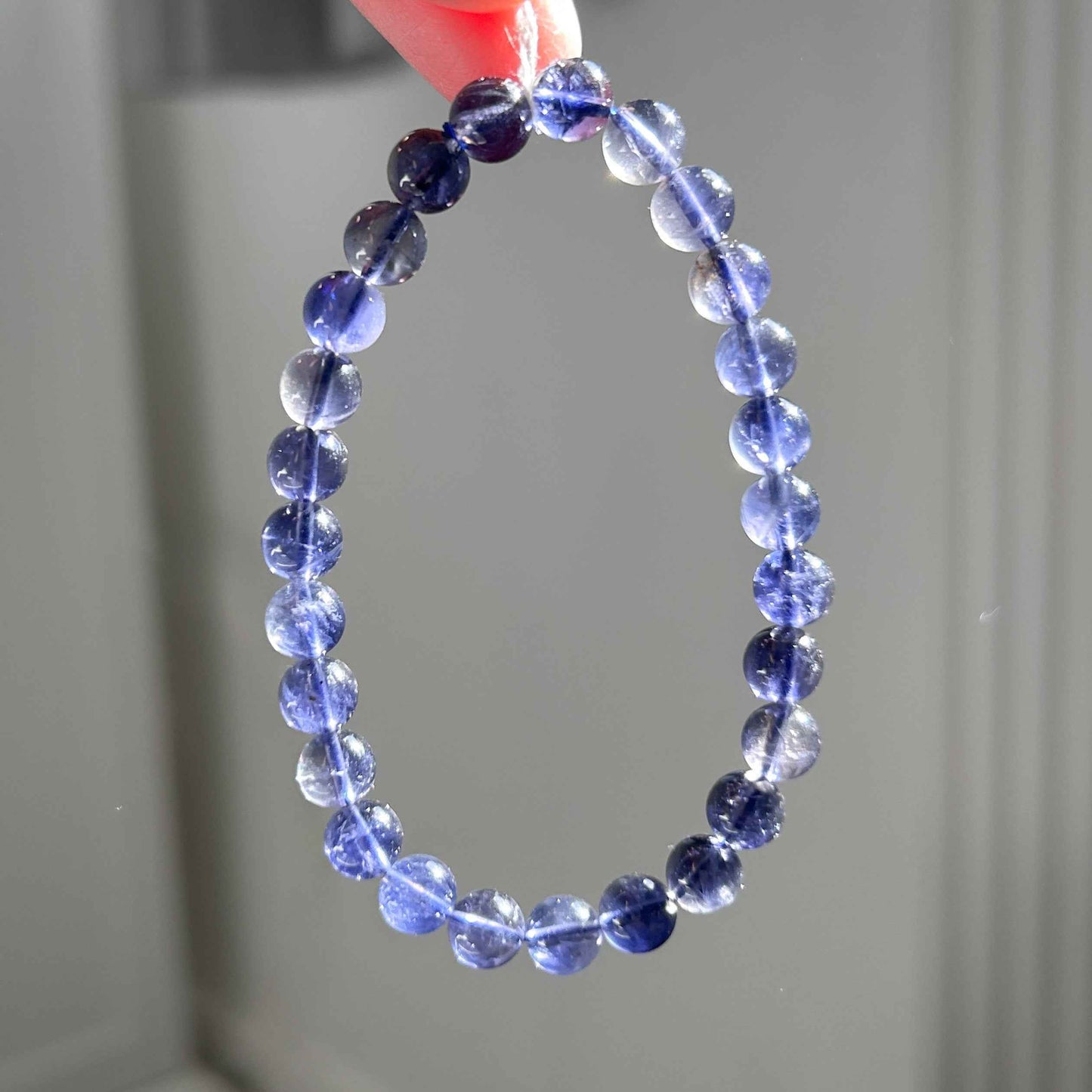 High Quality Natural Iolite Bracelet in 6 to 8MM