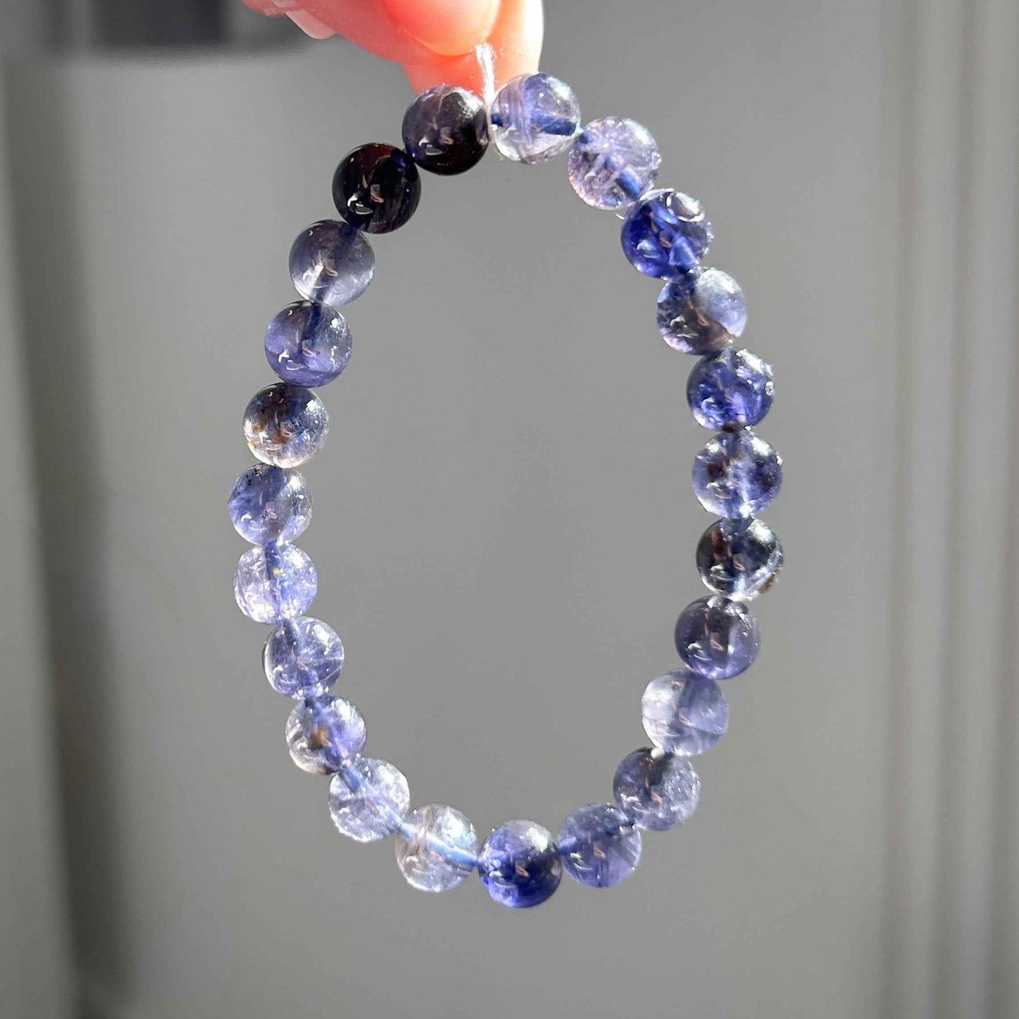 High Quality Natural Iolite Bracelet in 6 to 8MM