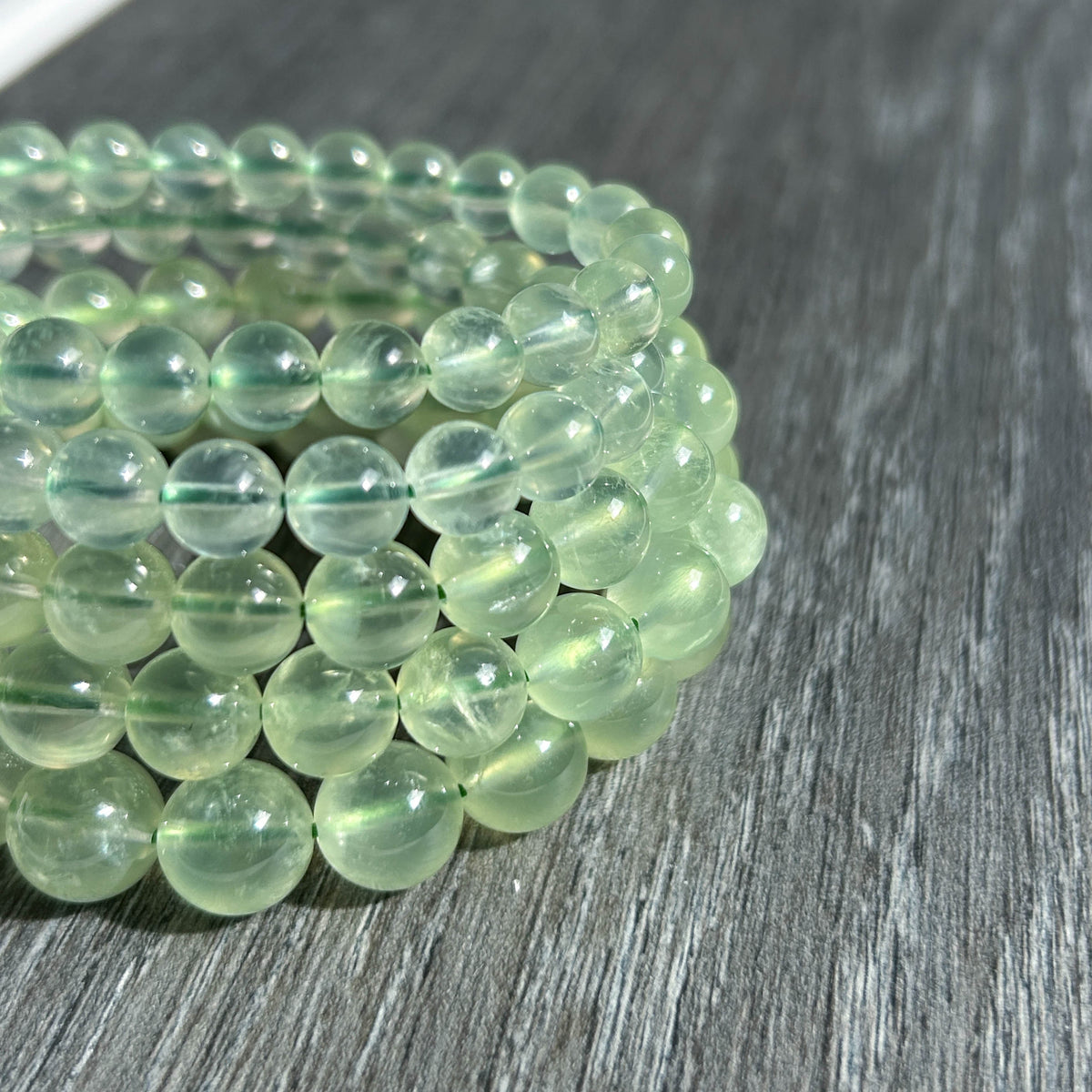 High Quality Prehnite Bracelet in 7-10MM