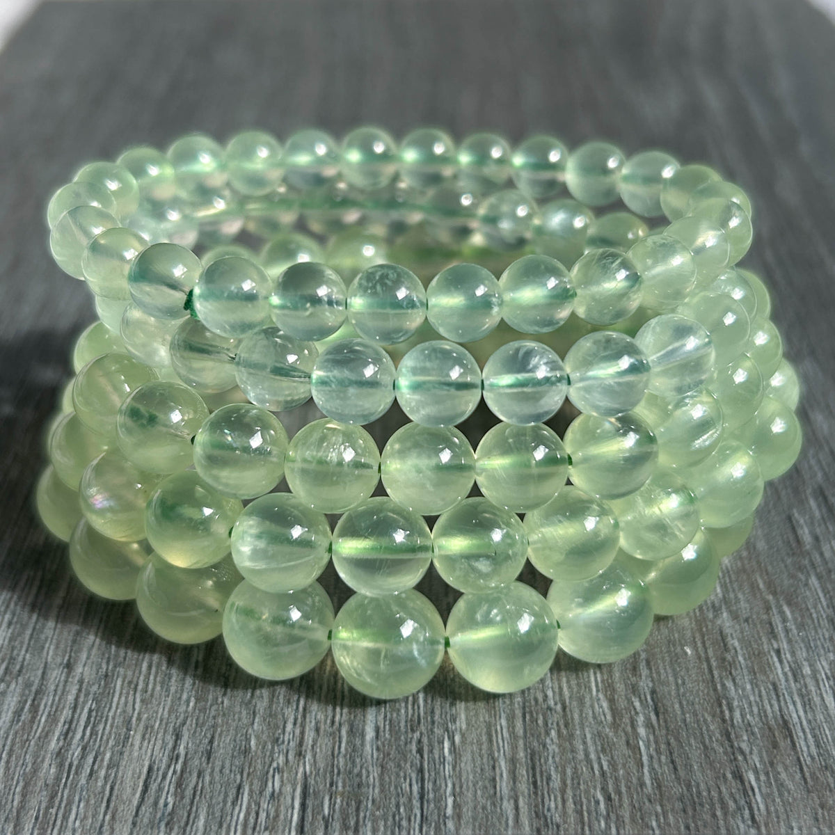 High Quality Prehnite Bracelet in 7-10MM