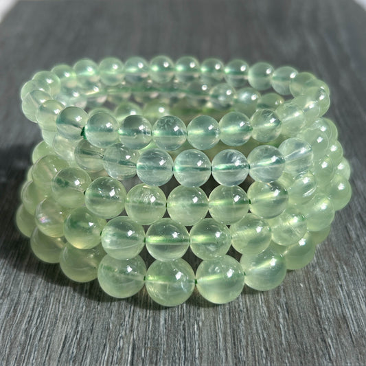 High Quality Prehnite Bracelet in 7-10MM