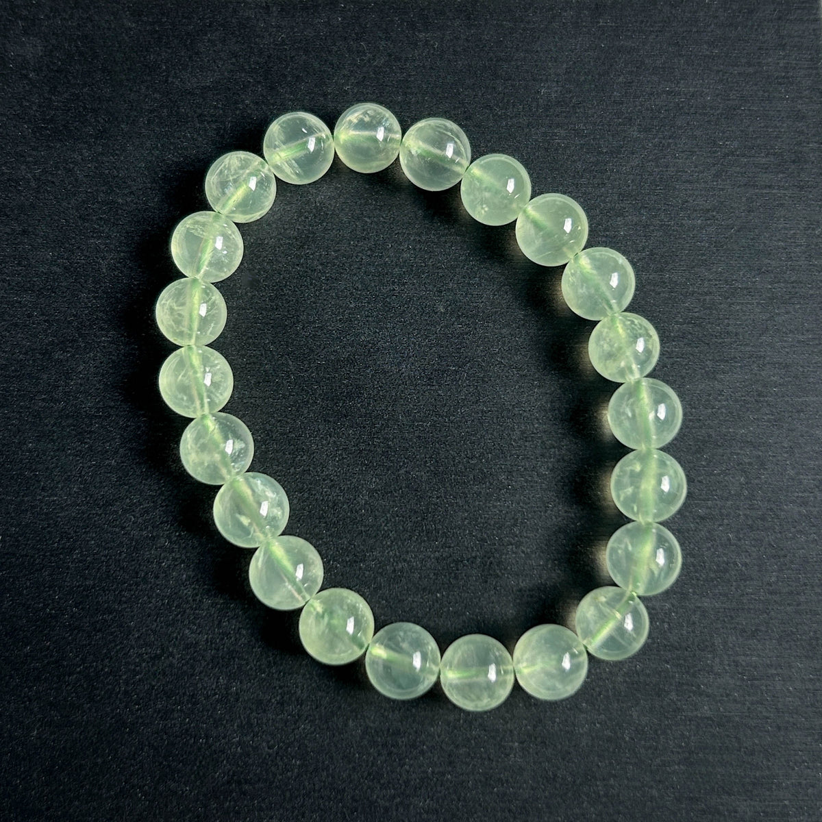High Quality Prehnite Bracelet in 7-10MM