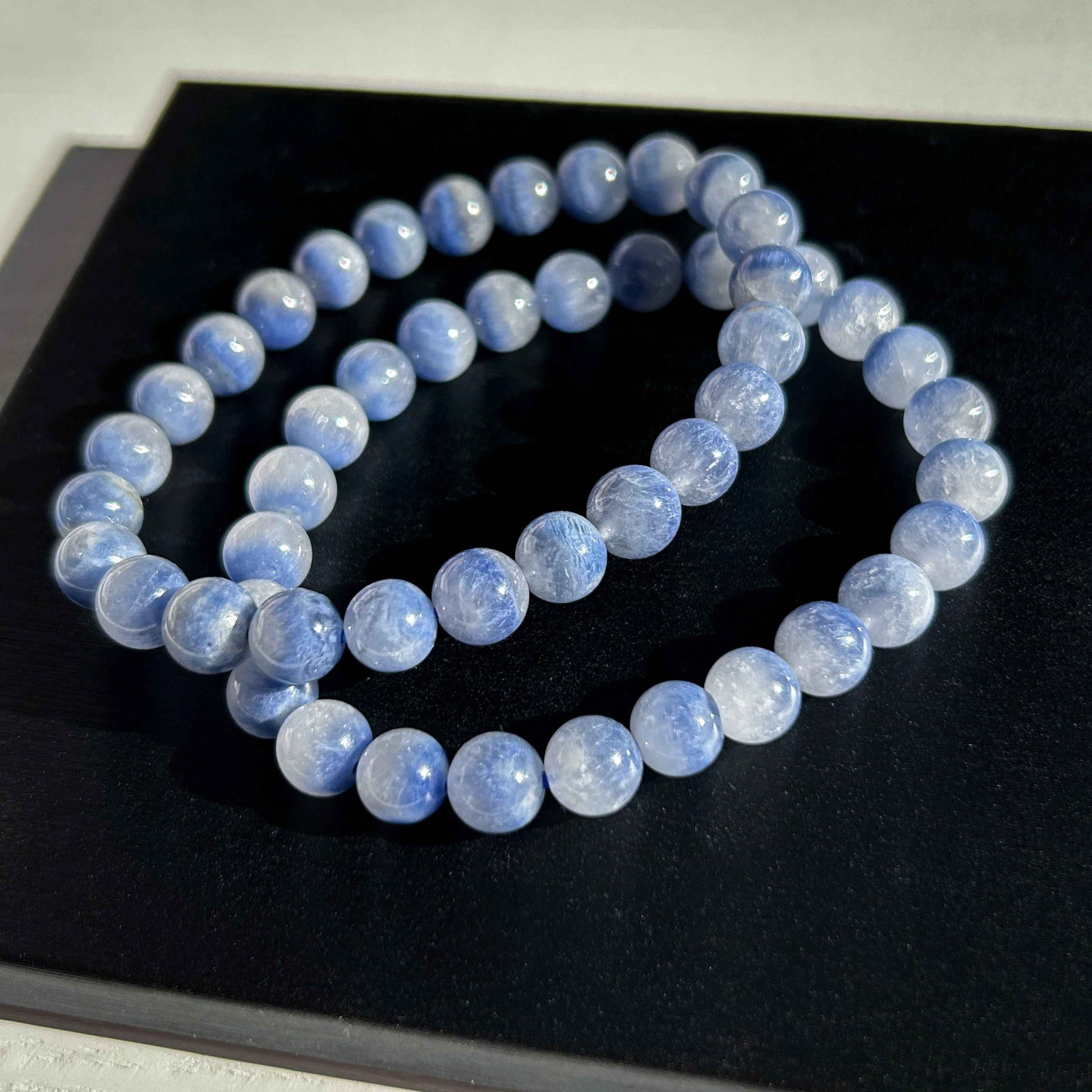 Rare High Quality Dumortierite Bracelet in 7.7MM