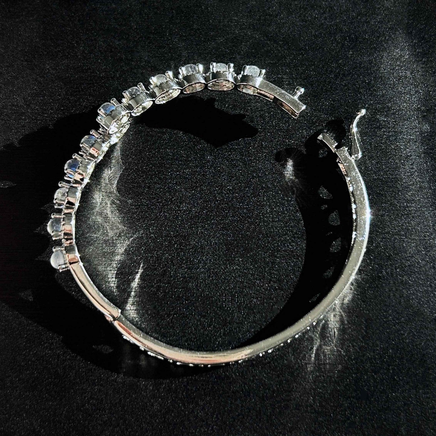 Natural Rainbow Blue Labradorite Free Size Silver Bangle with Zircon