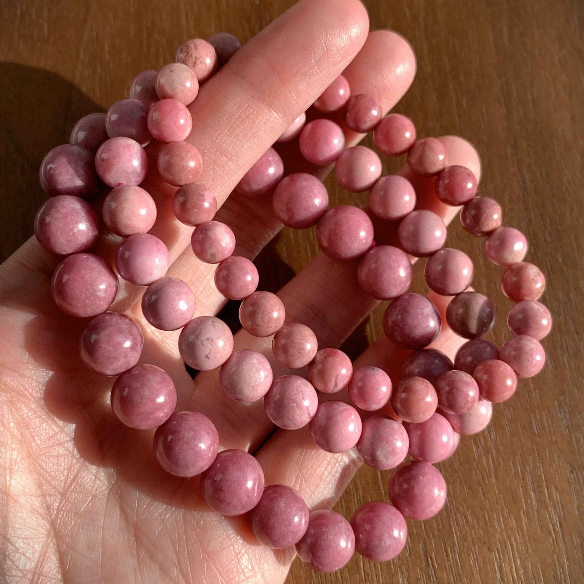 High Quality Natural Rhodonite Bracelet in 7 to 9MM