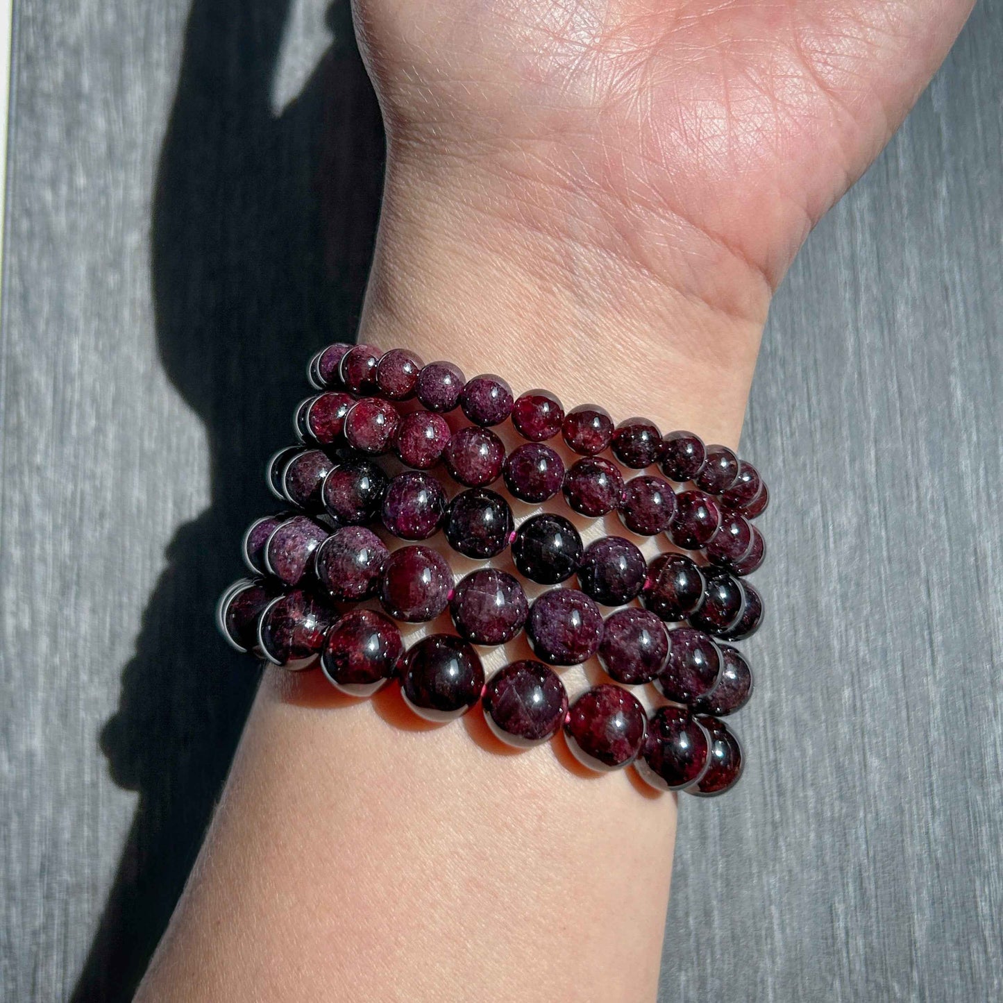 Natural Garnet with Starry Light Bracelet in 6 to 10MM