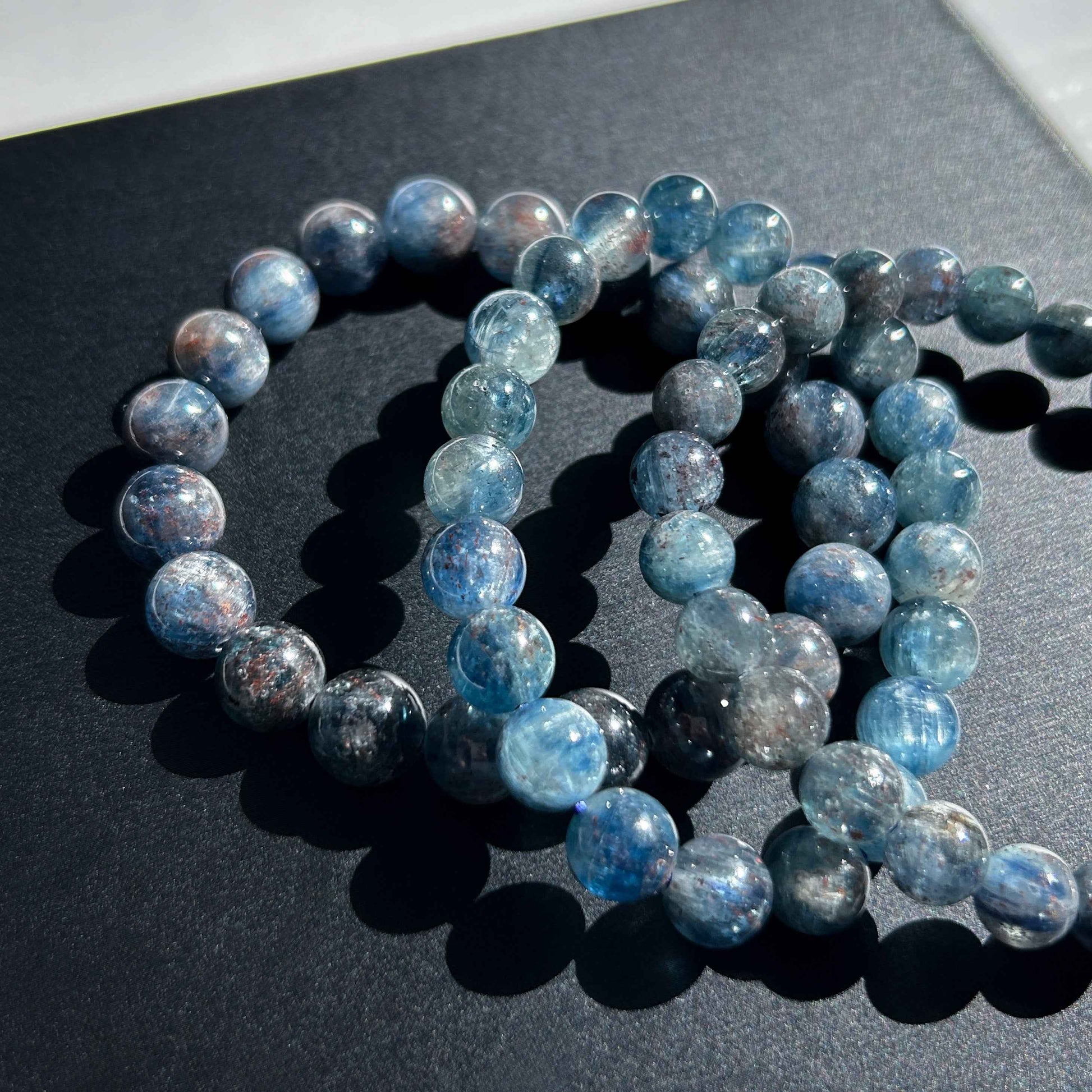 Rare Kyanite with Shining Bracelet in 8 to 10MM