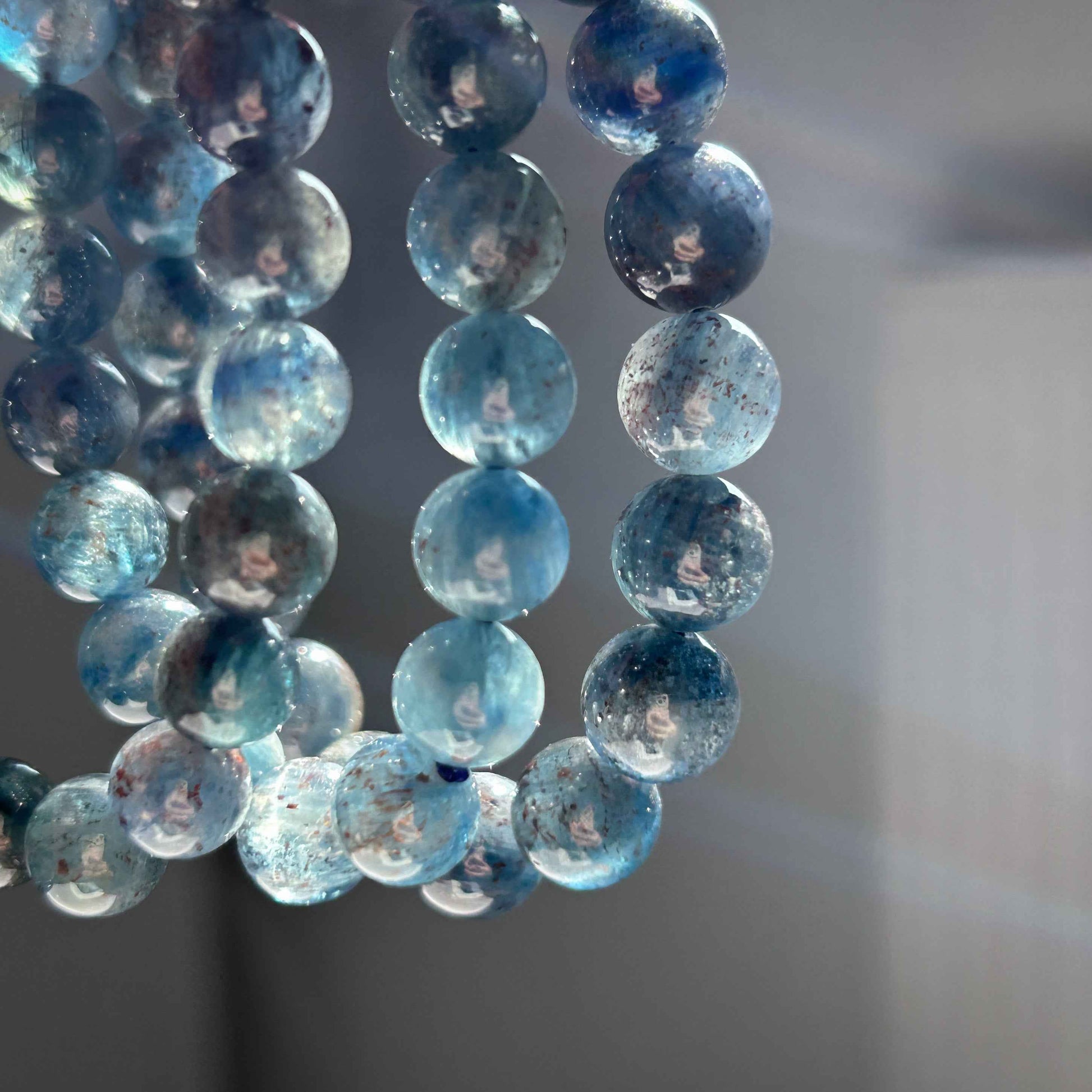 Rare Kyanite with Shining Bracelet in 8 to 10MM