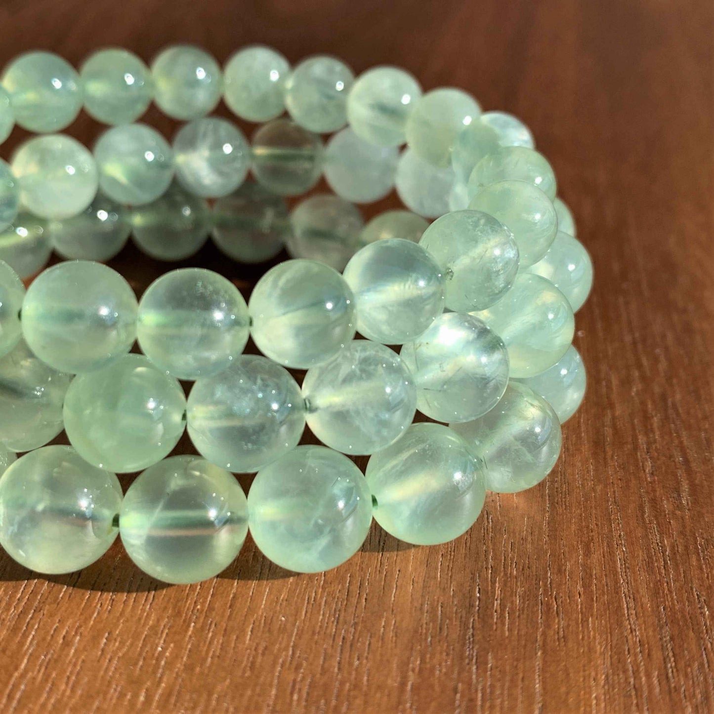 High Quality Prehnite Bracelet in 8 to 10MM