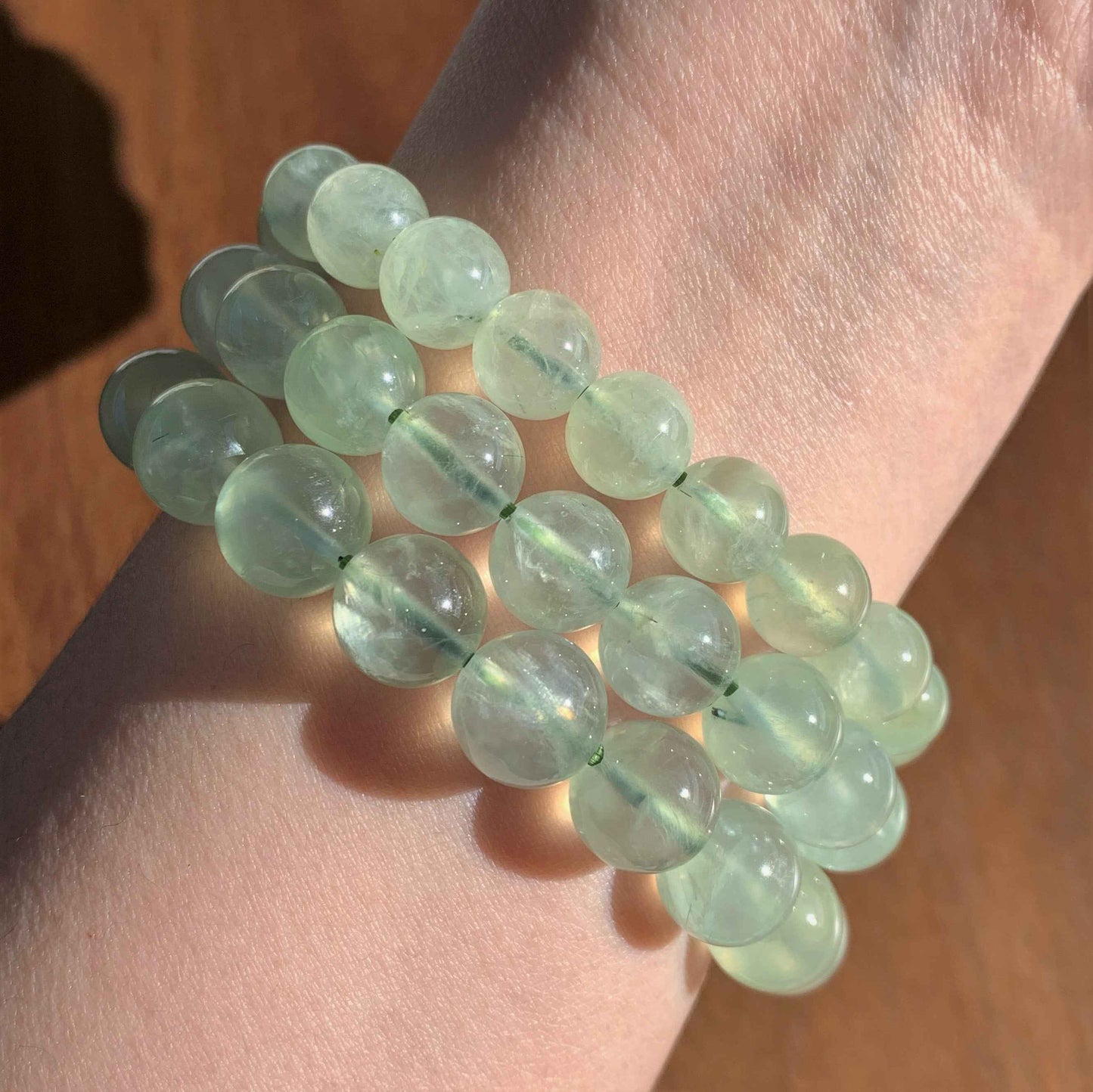 High Quality Prehnite Bracelet in 8 to 10MM