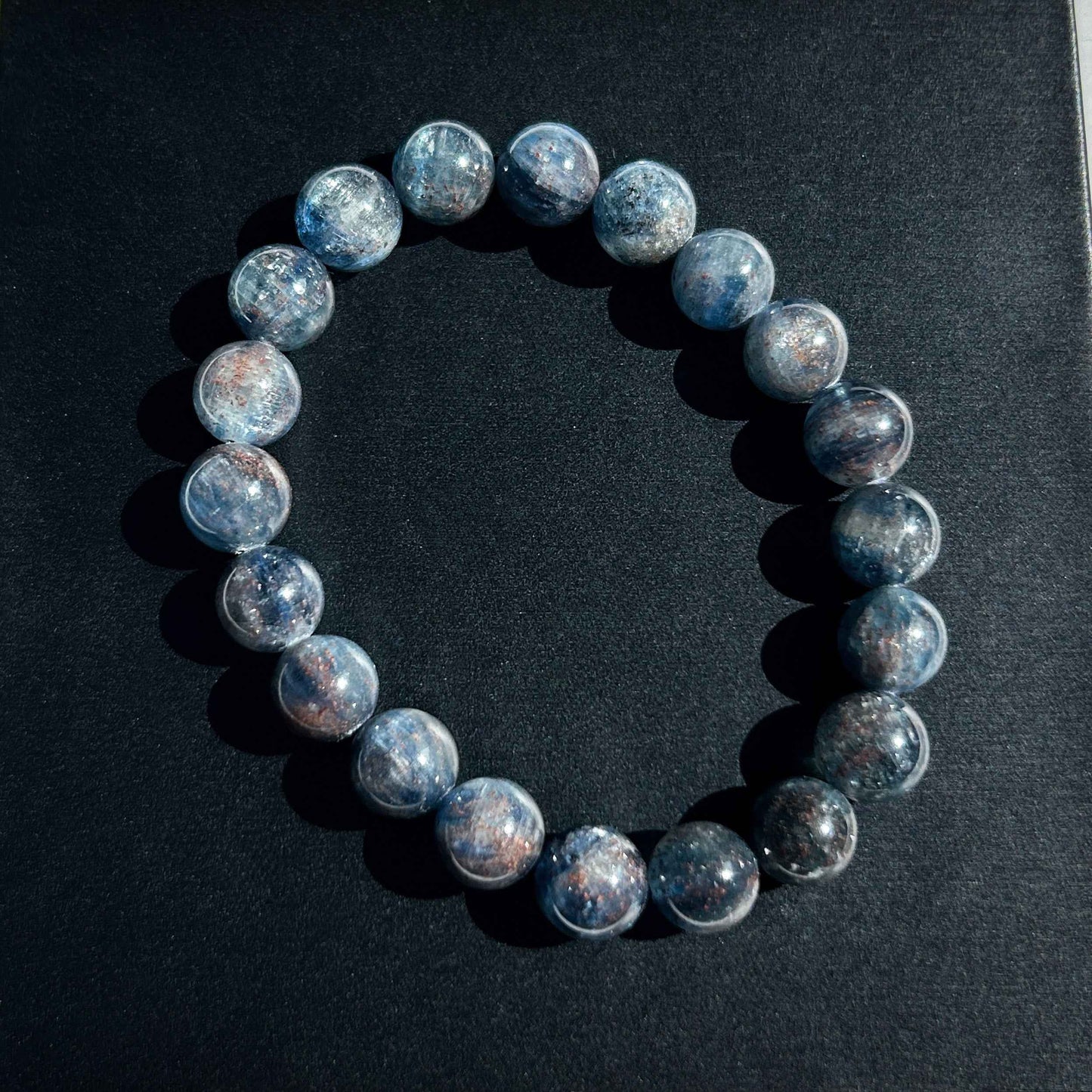 Rare Kyanite with Shining Bracelet in 8 to 10MM