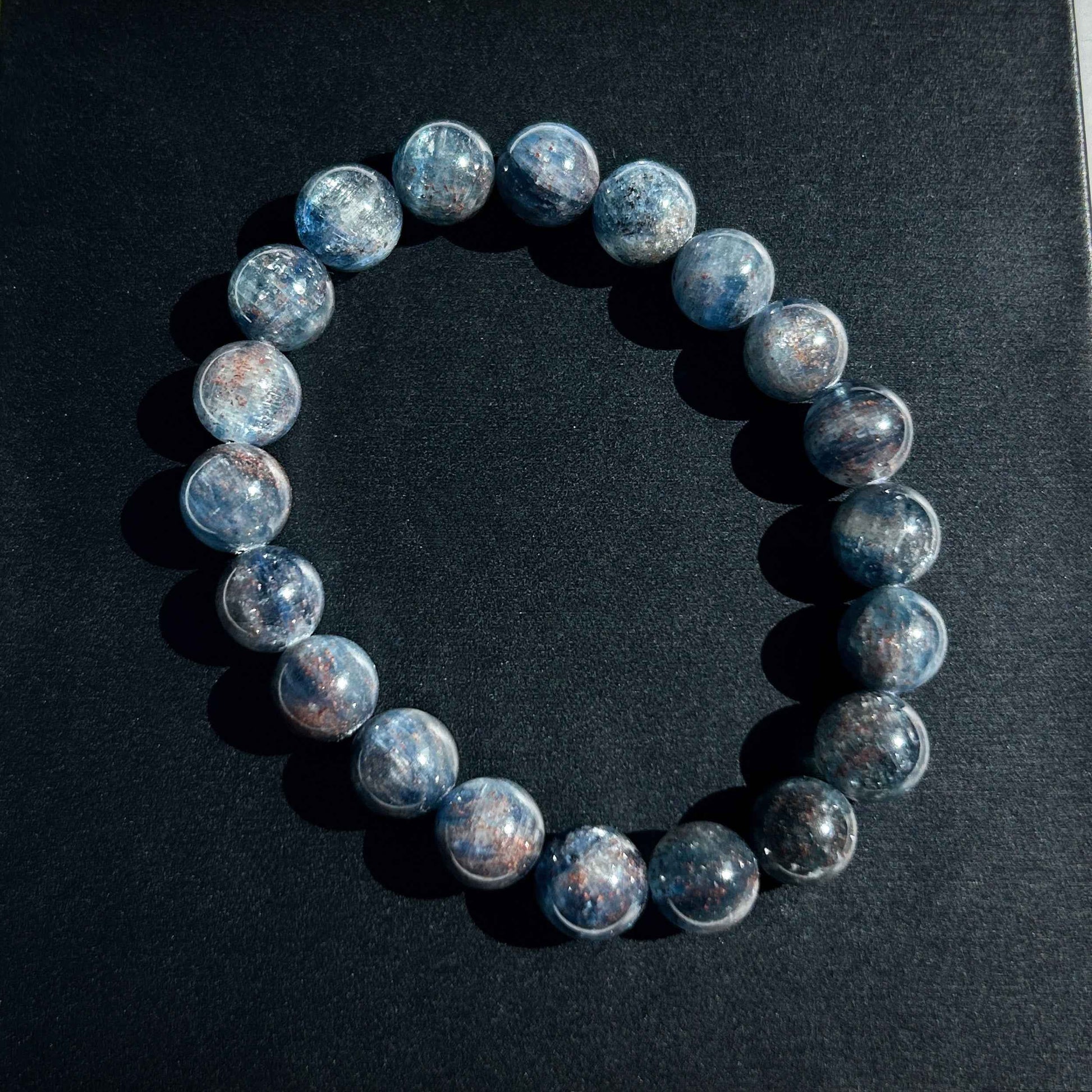 Rare Kyanite with Shining Bracelet in 8 to 10MM