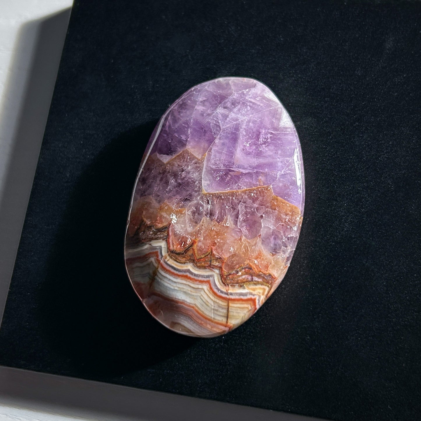 Natural Amethyst Lace Agate Palm Stone Pocket Stone