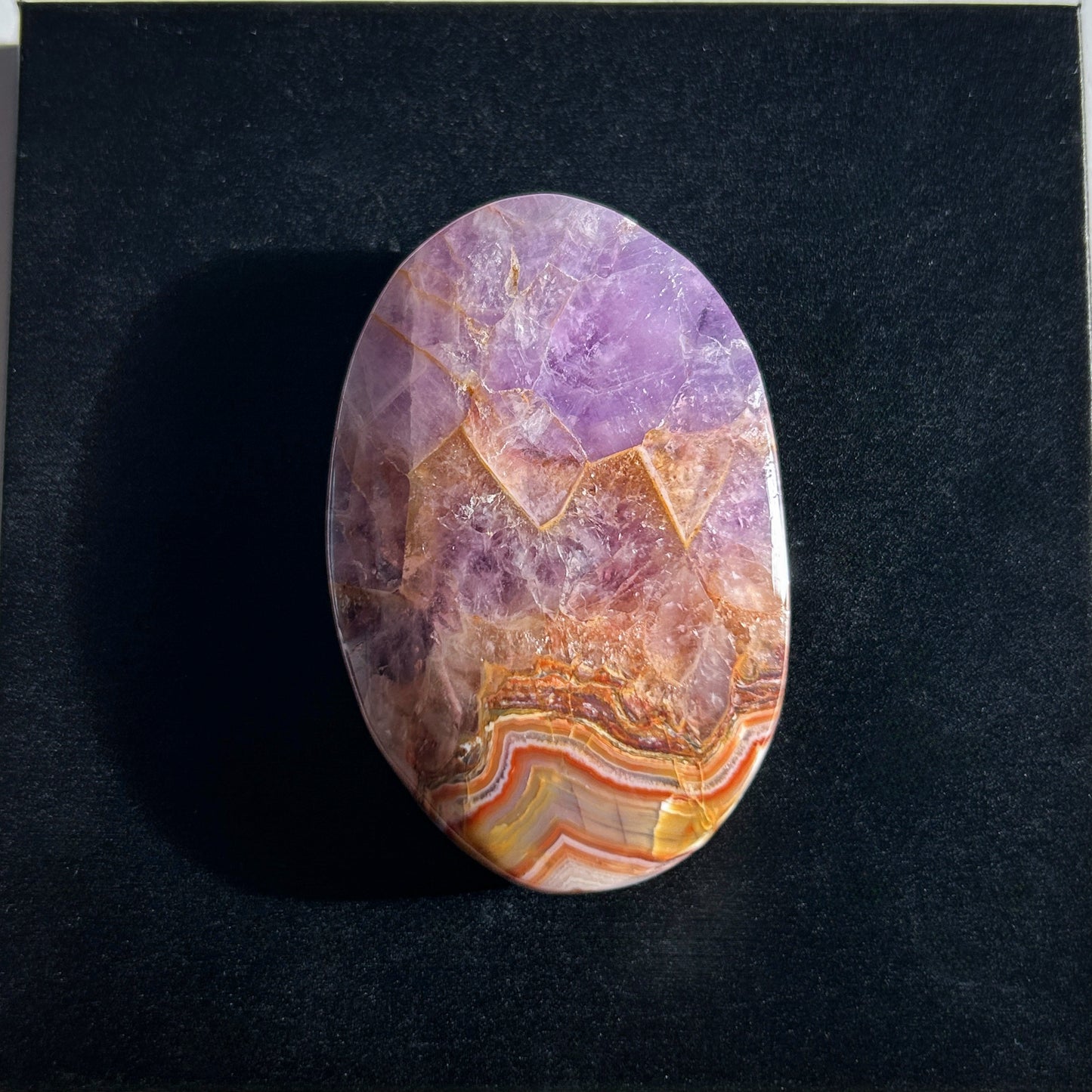 Natural Amethyst Lace Agate Palm Stone Pocket Stone