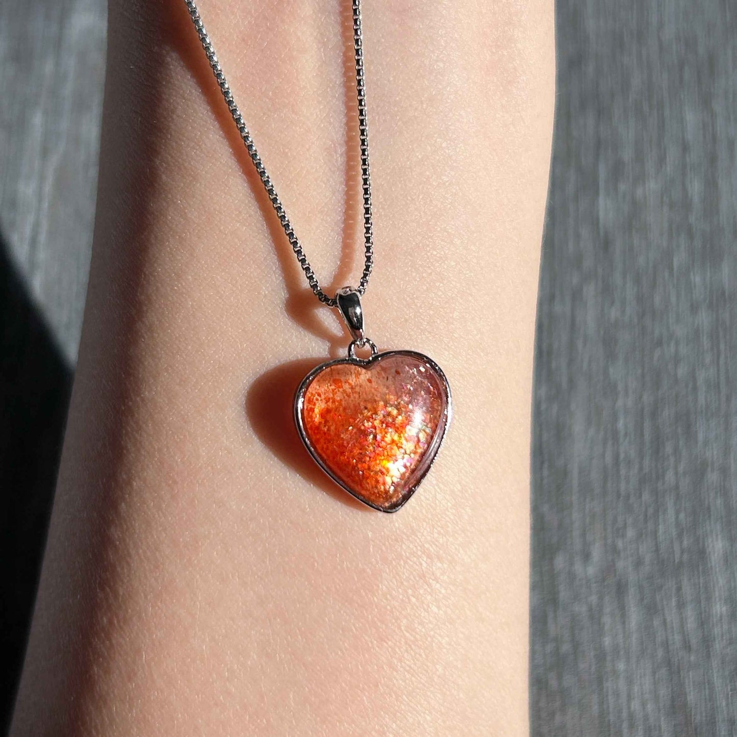 Rare Natural Golden Sunstone Heart 925 Sterling Silver Pendant (chain excluded)