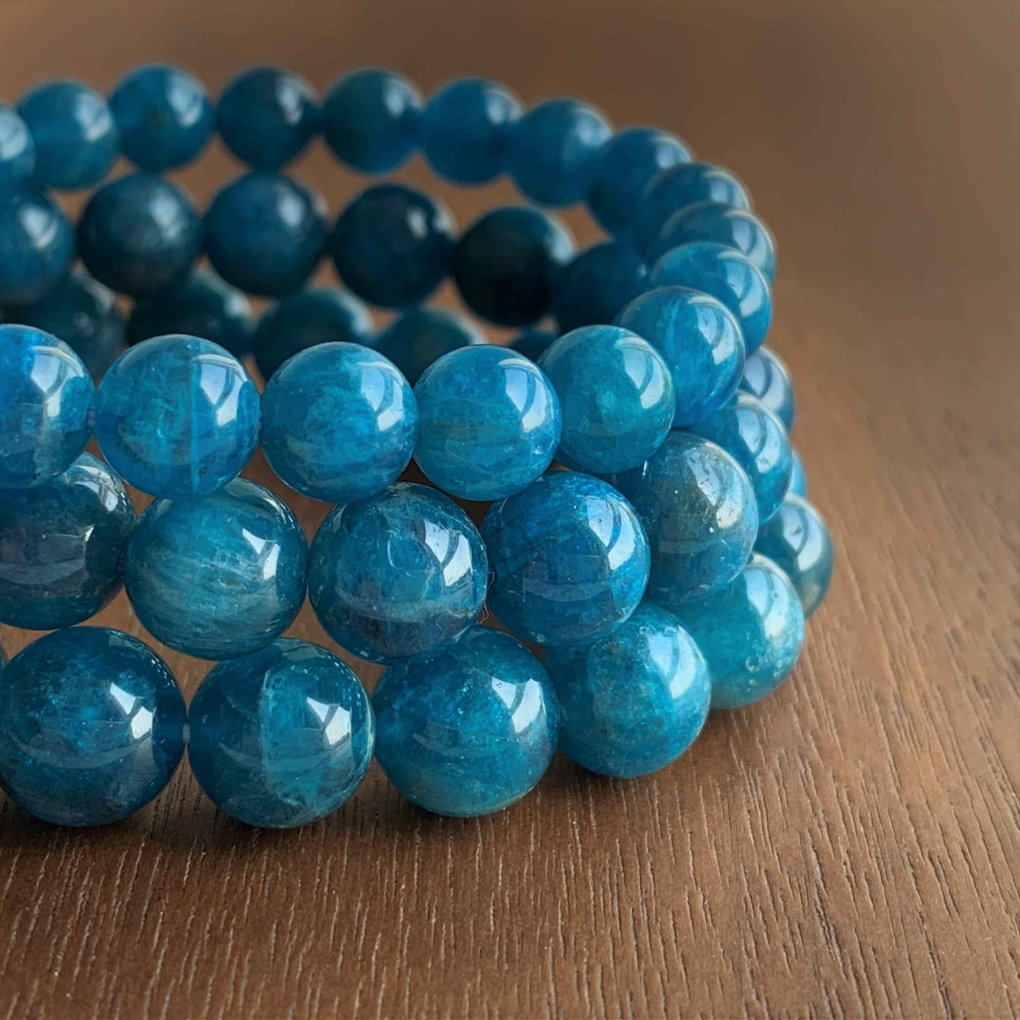 Natural Apatite Bracelet in 8 to 10MM