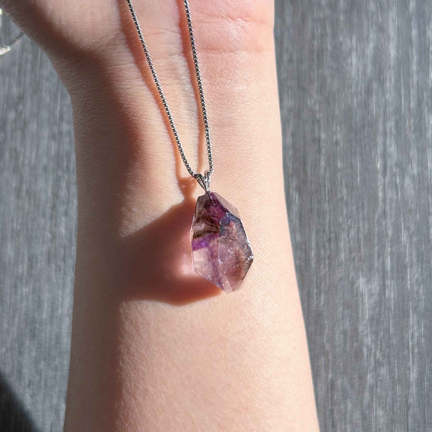 High Quality Faceted Super7 925 Silver Pendant (chain included)