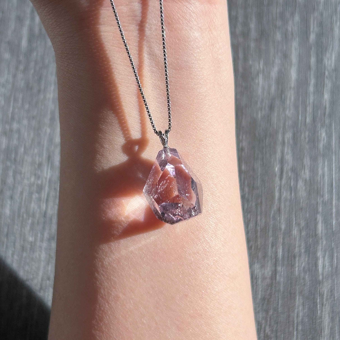 High Quality Faceted Super7 925 Silver Pendant (chain included)